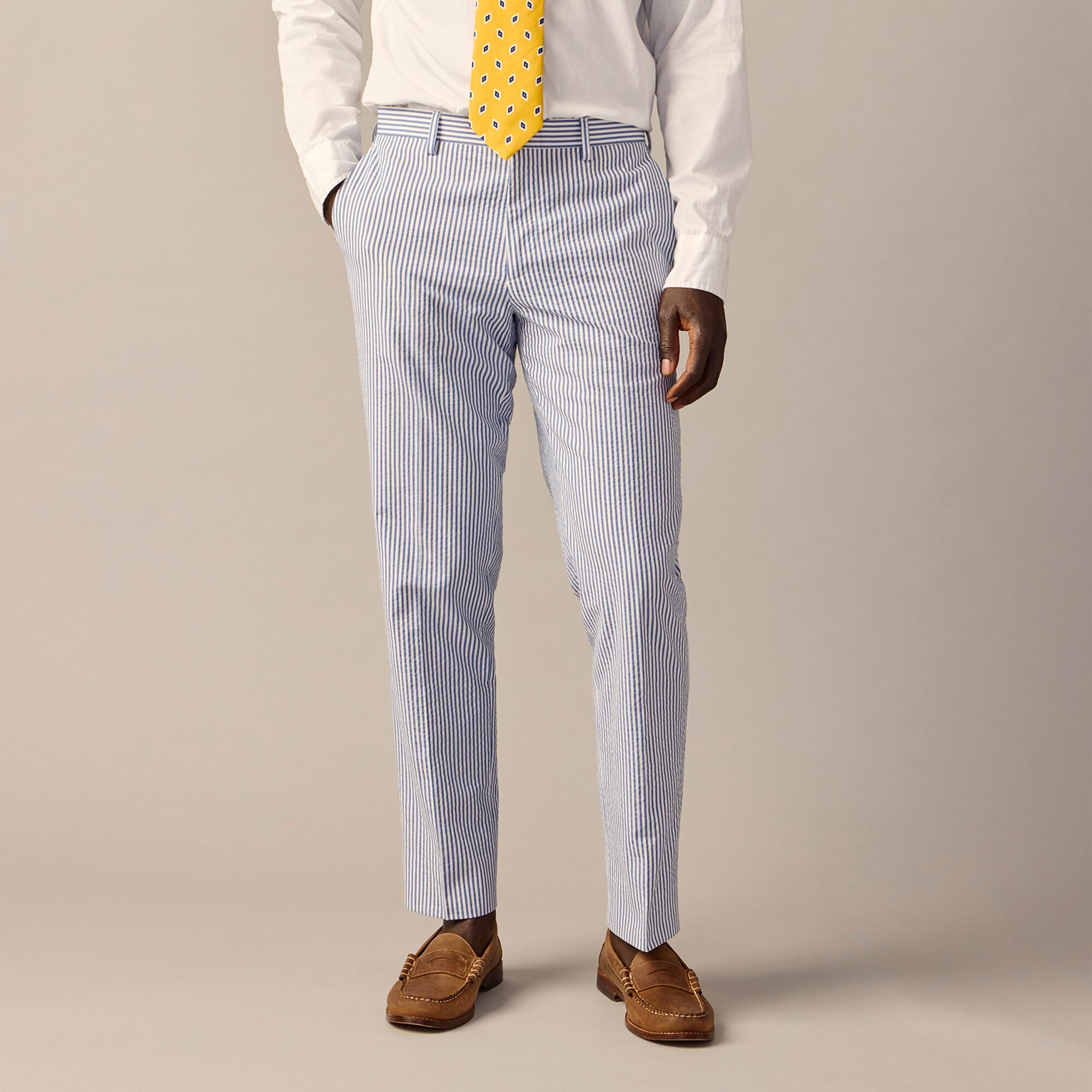 Ludlow Slim-fit unstructured suit pant in seersucker