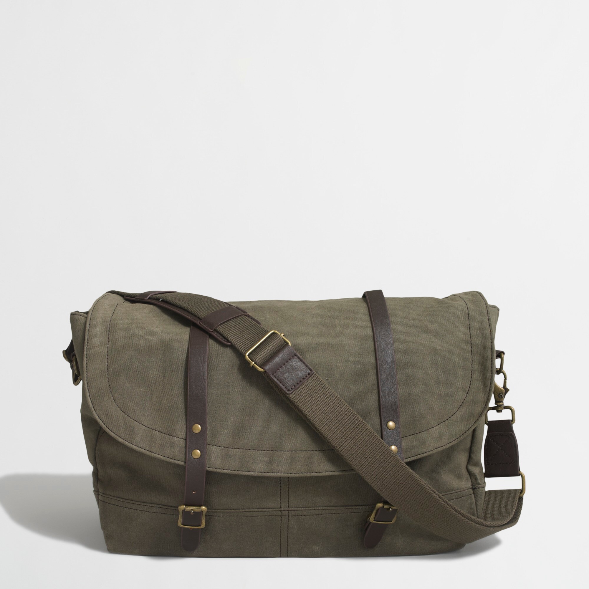 Carson messenger bag