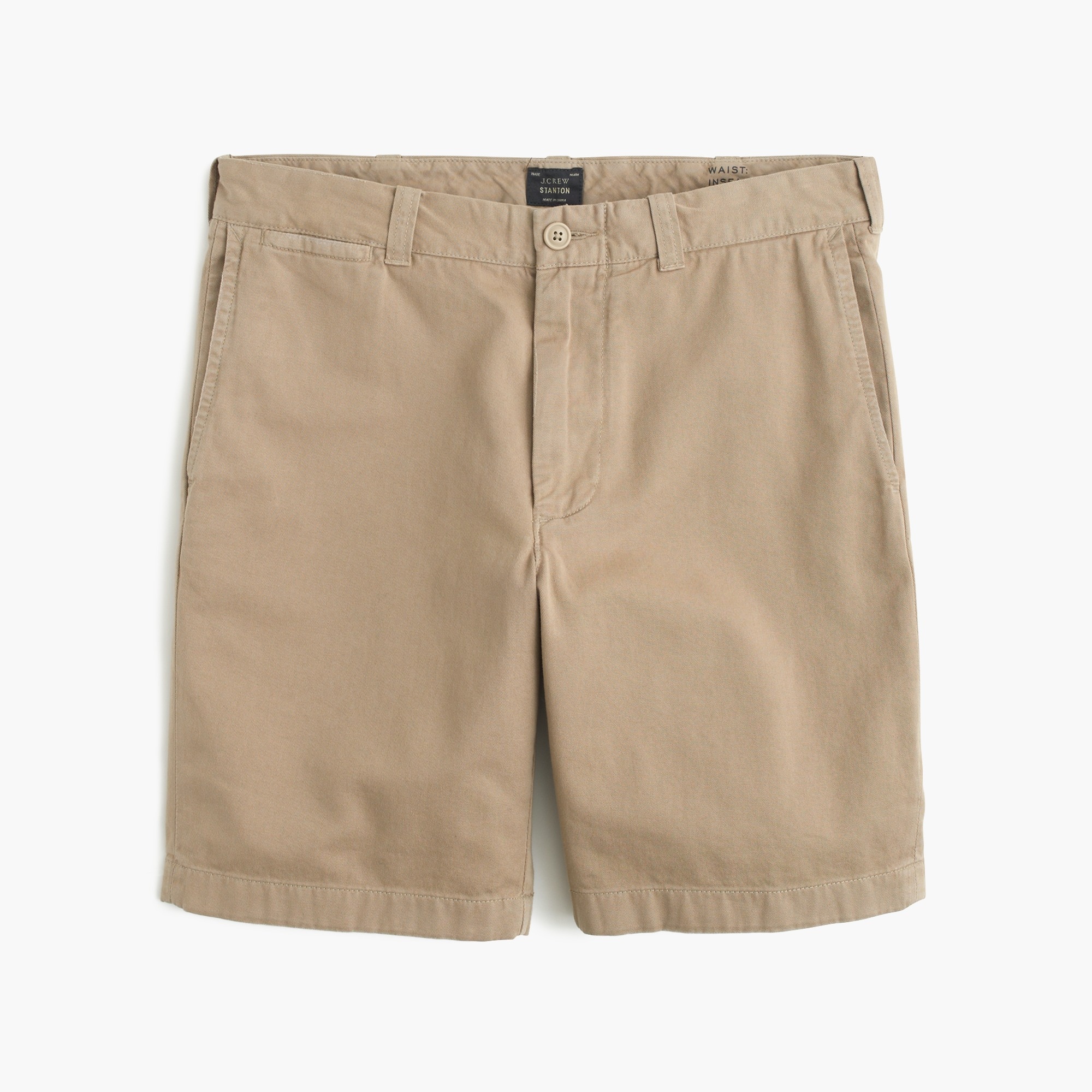 9" short in garment-dyed cotton