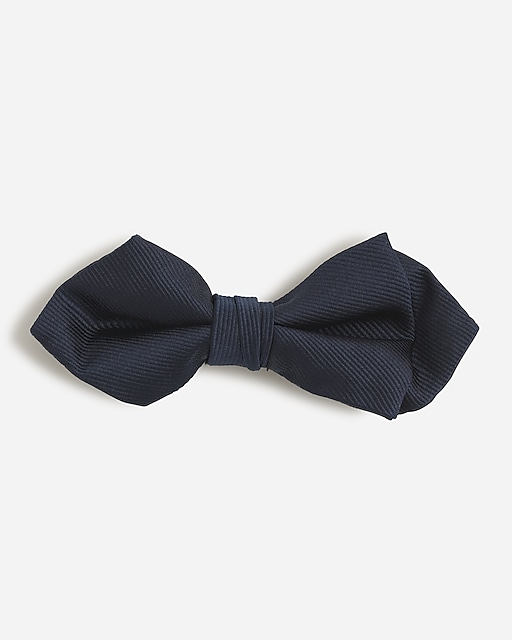 Kids' silk bow tie