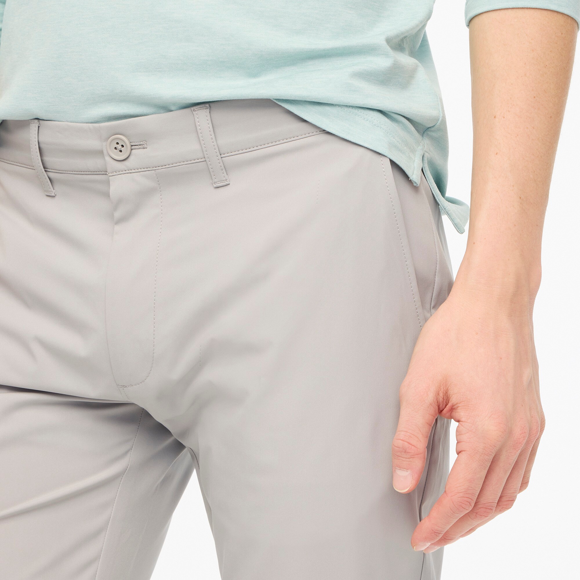 Slim-fit tech pant