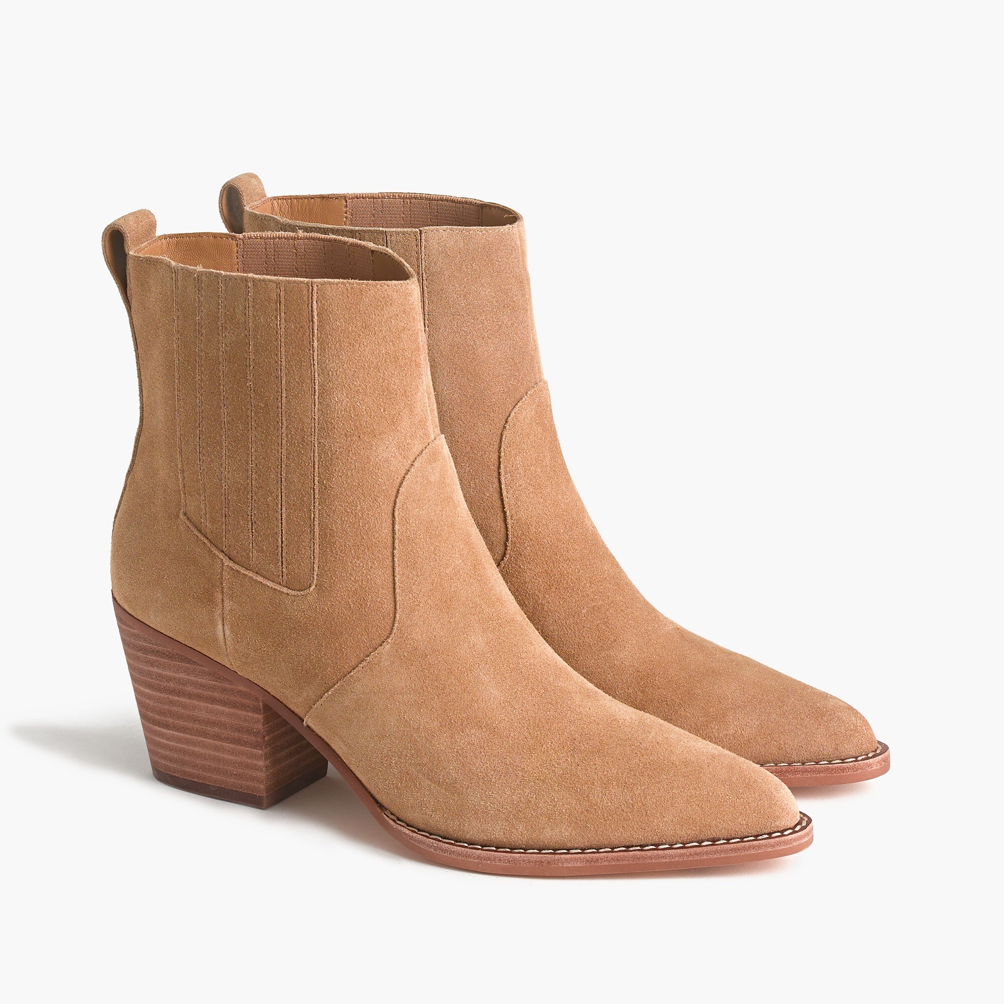 Western boots in tan suede