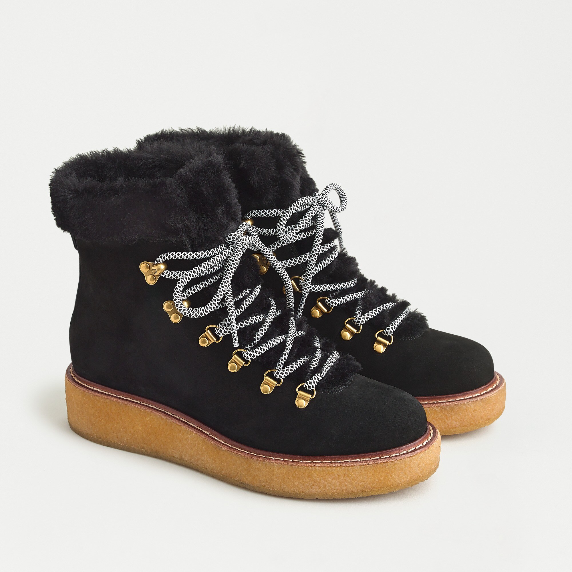 Nubuck winter boots with wedge crepe sole