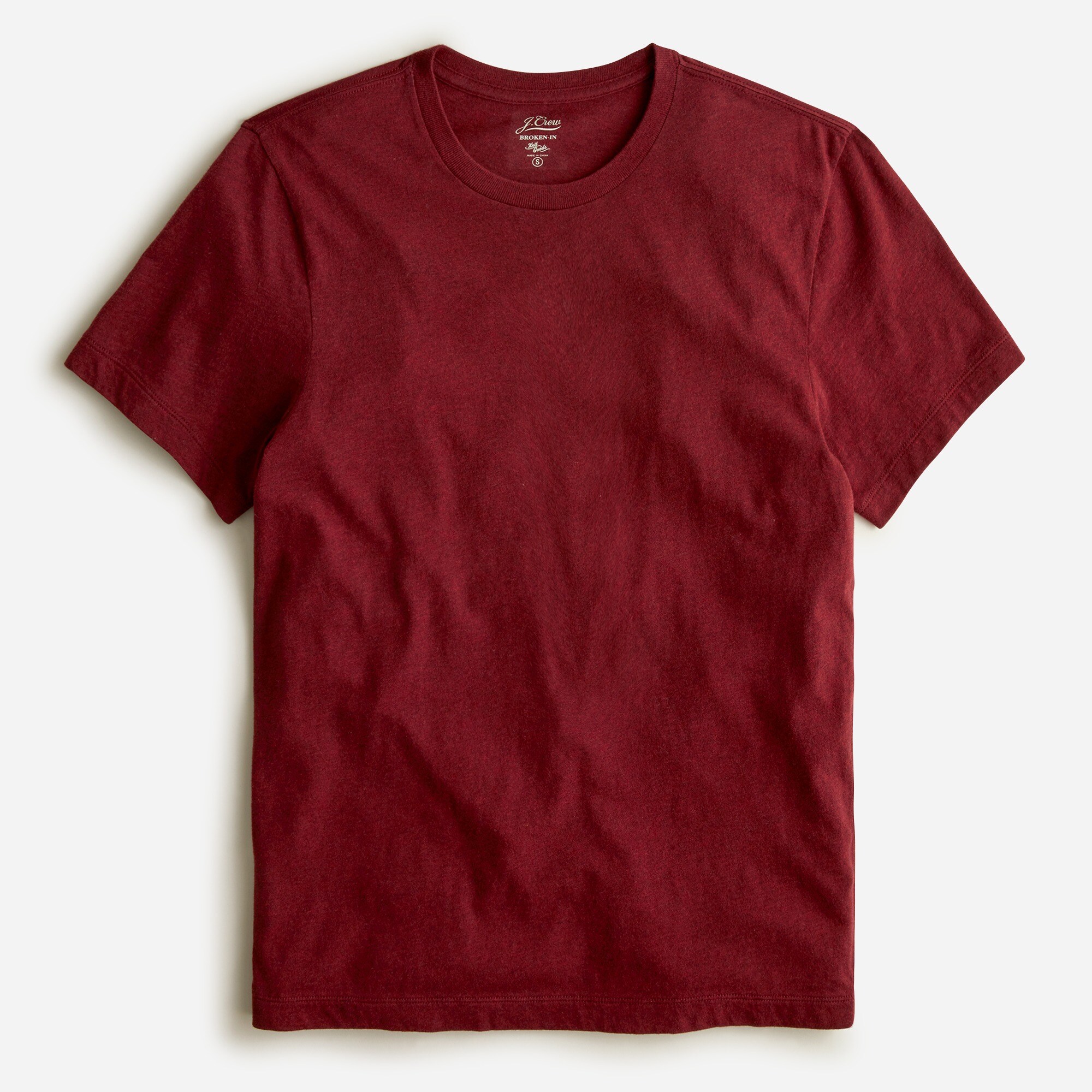 Broken-in short-sleeve T-shirt