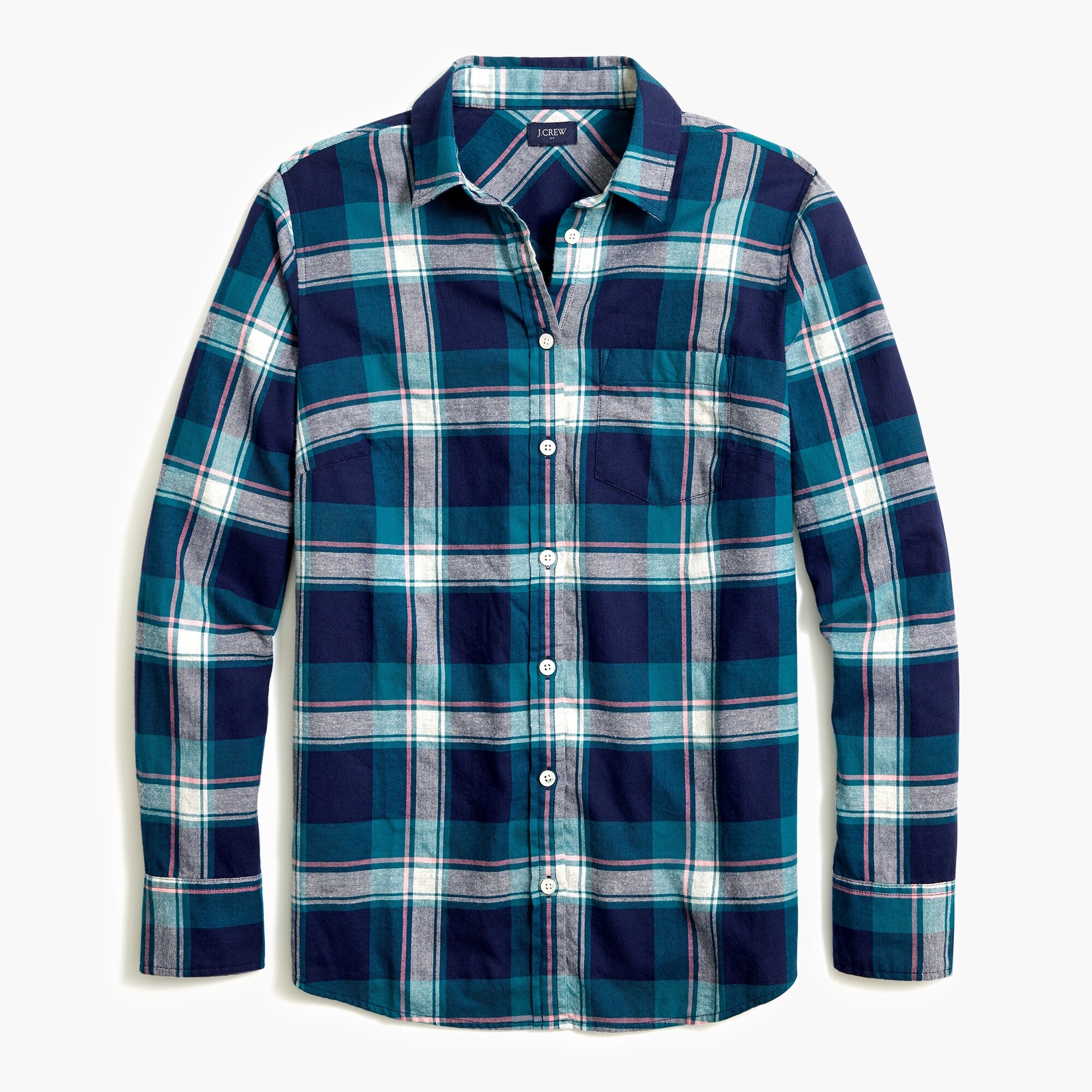 flannel shirt in boyfriend fit for women
