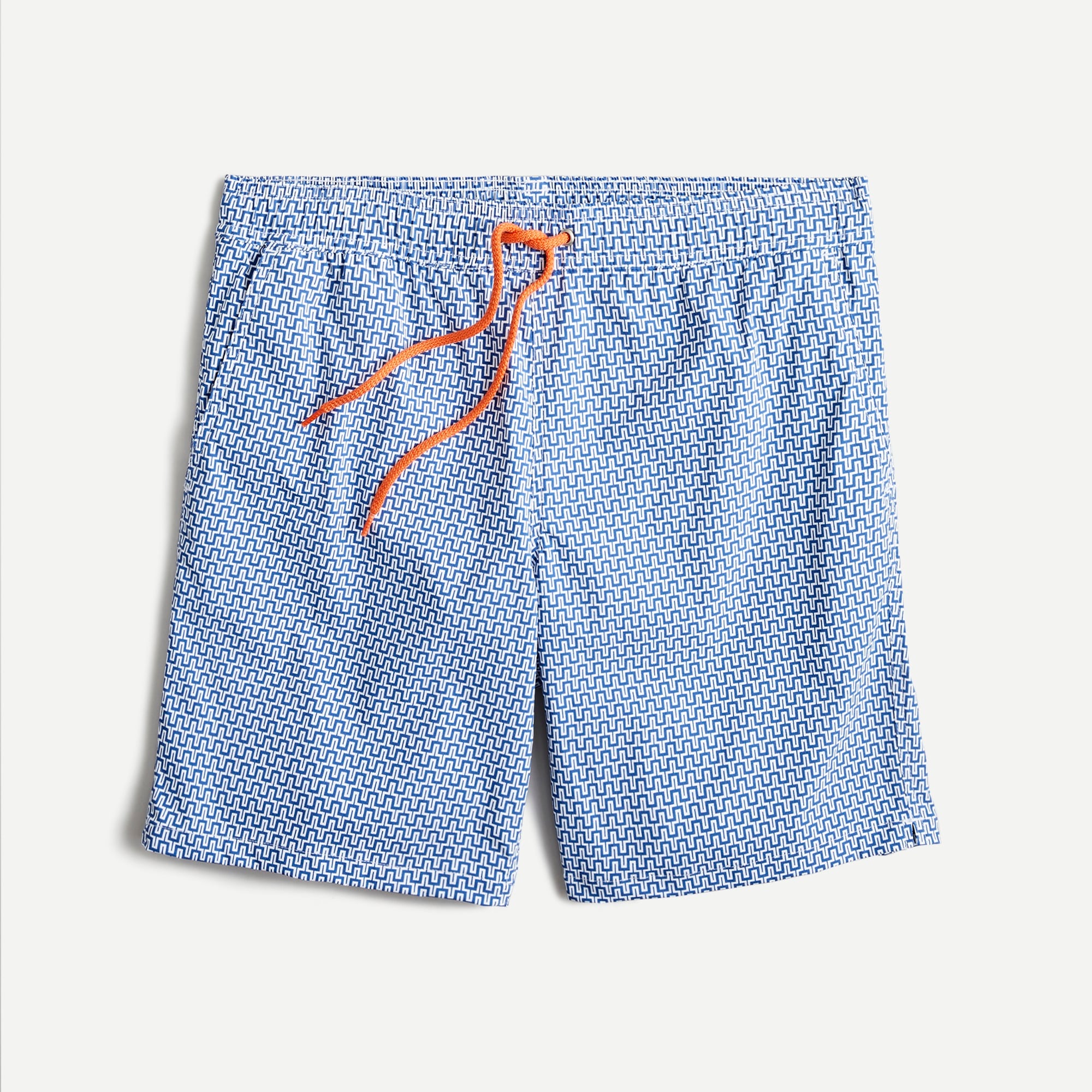 AH865_PA4596?$crop1254$