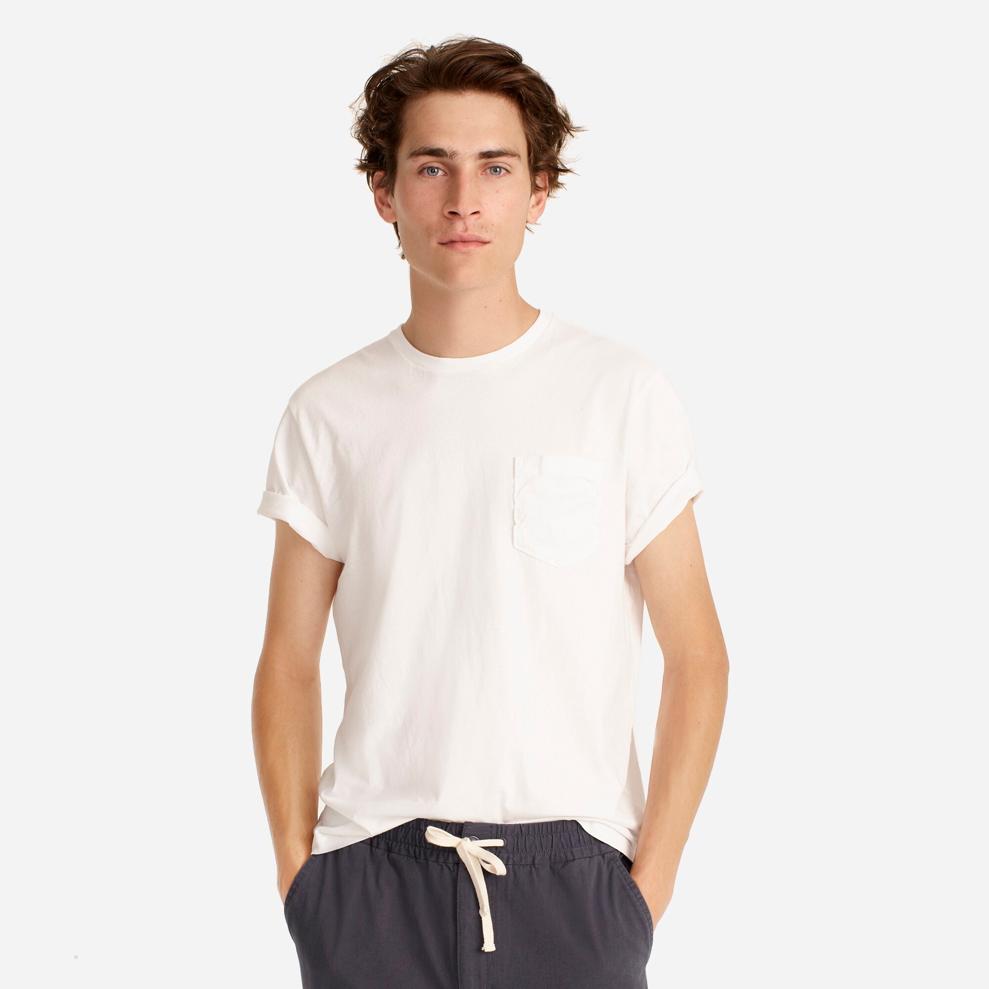 Broken-in short-sleeve pocket T-shirt