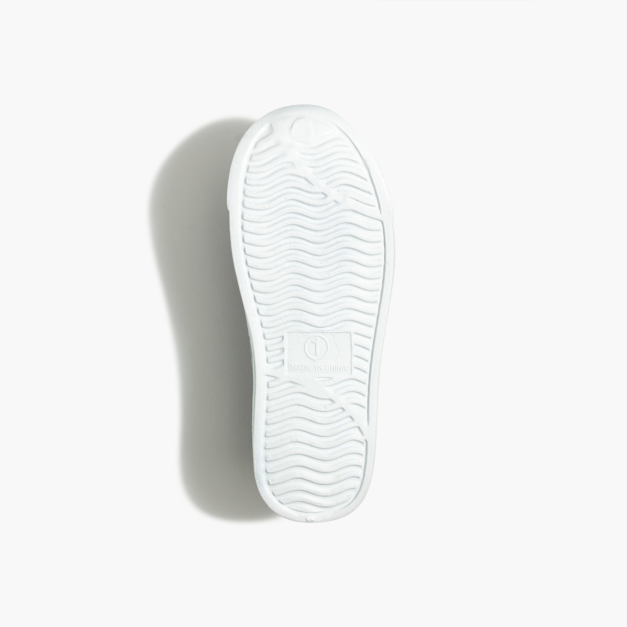 stores that sell water shoes