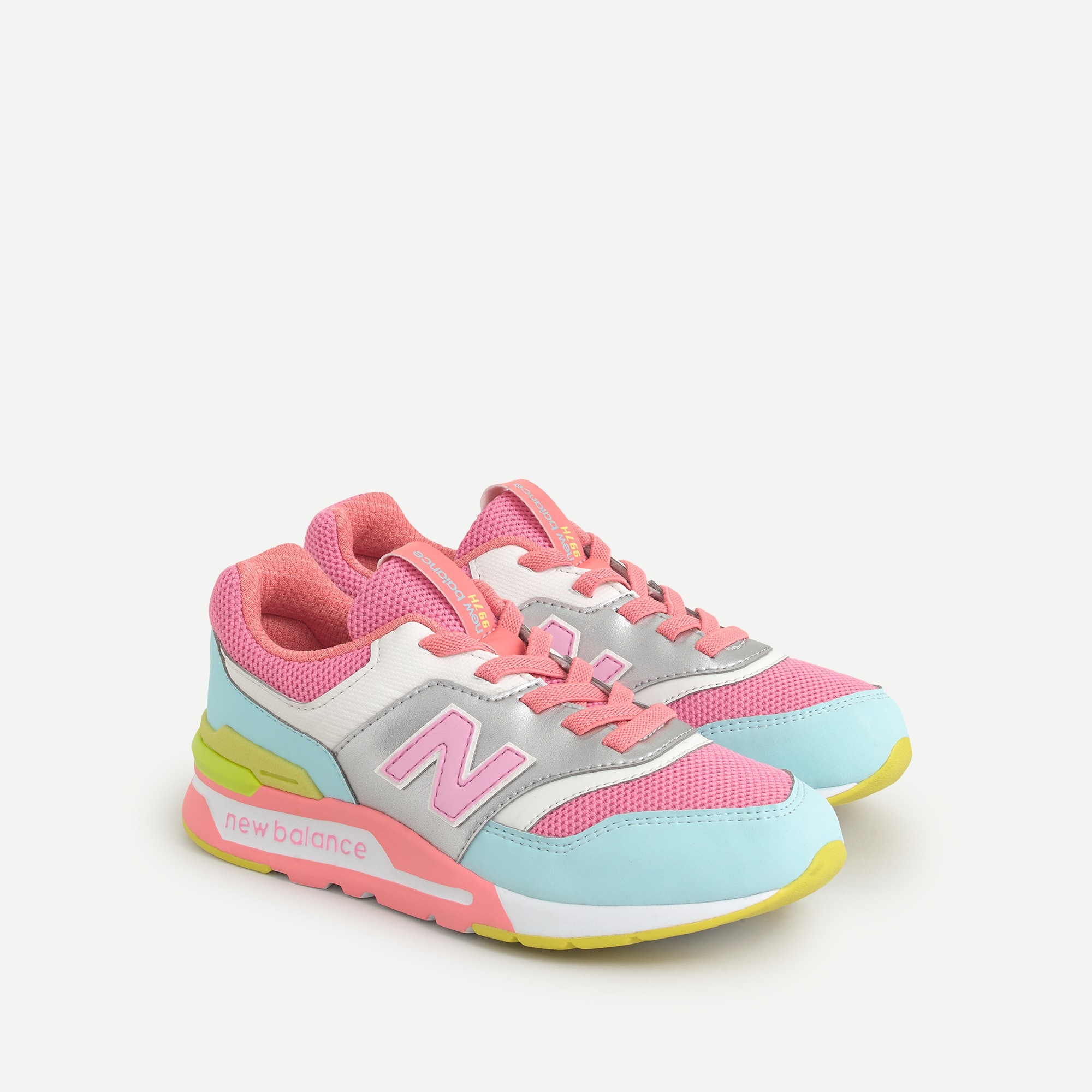 kids new balance pink