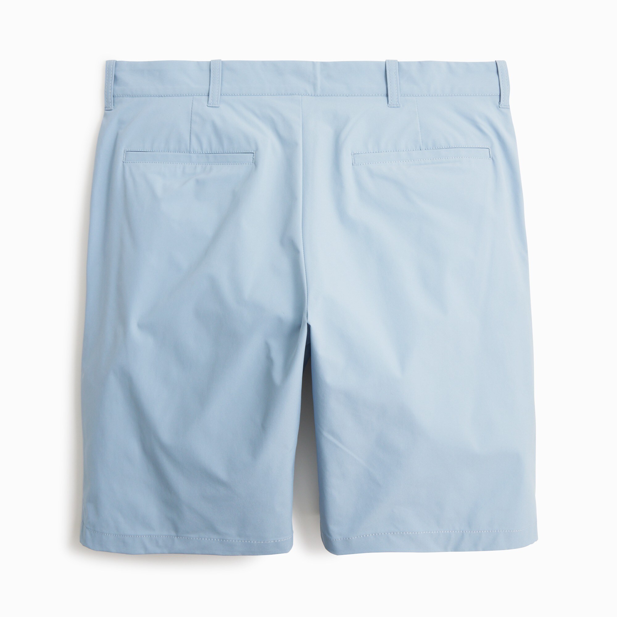 9" tech short