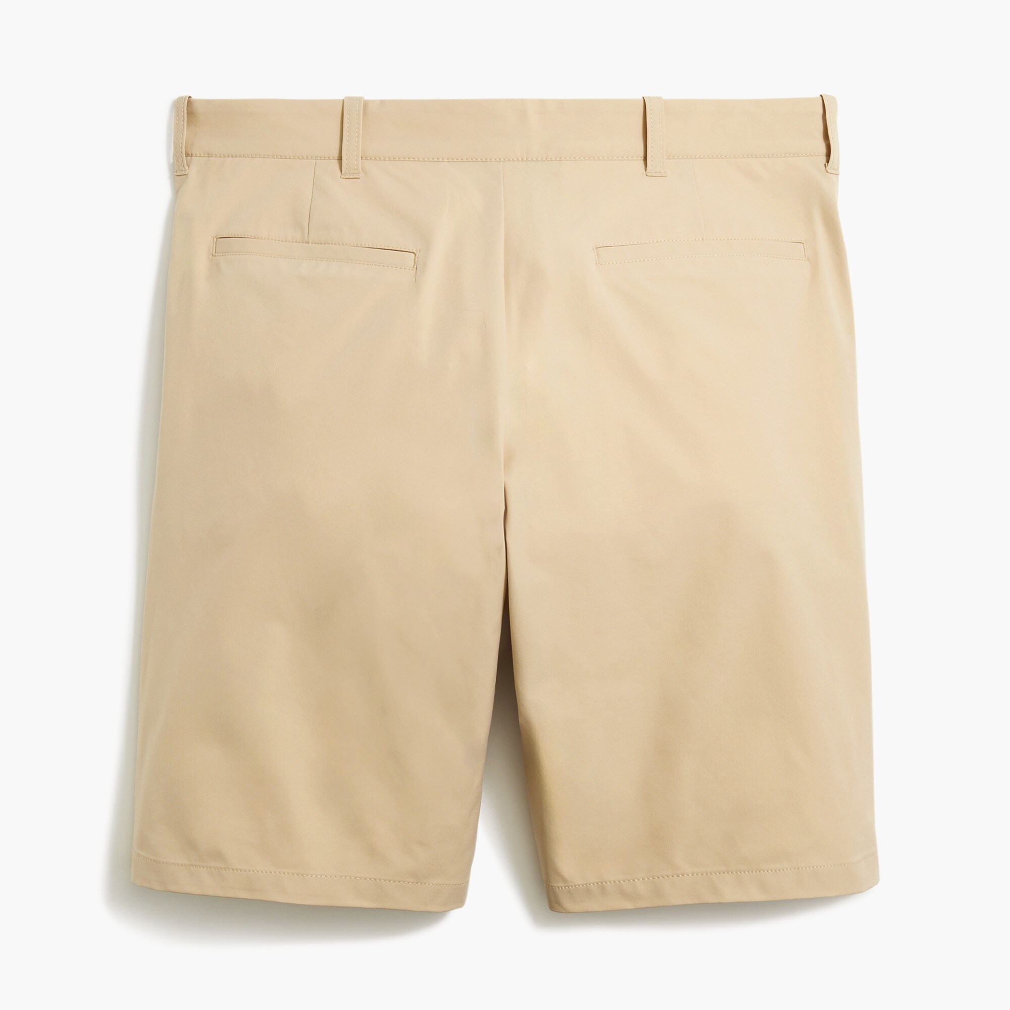 9" tech short