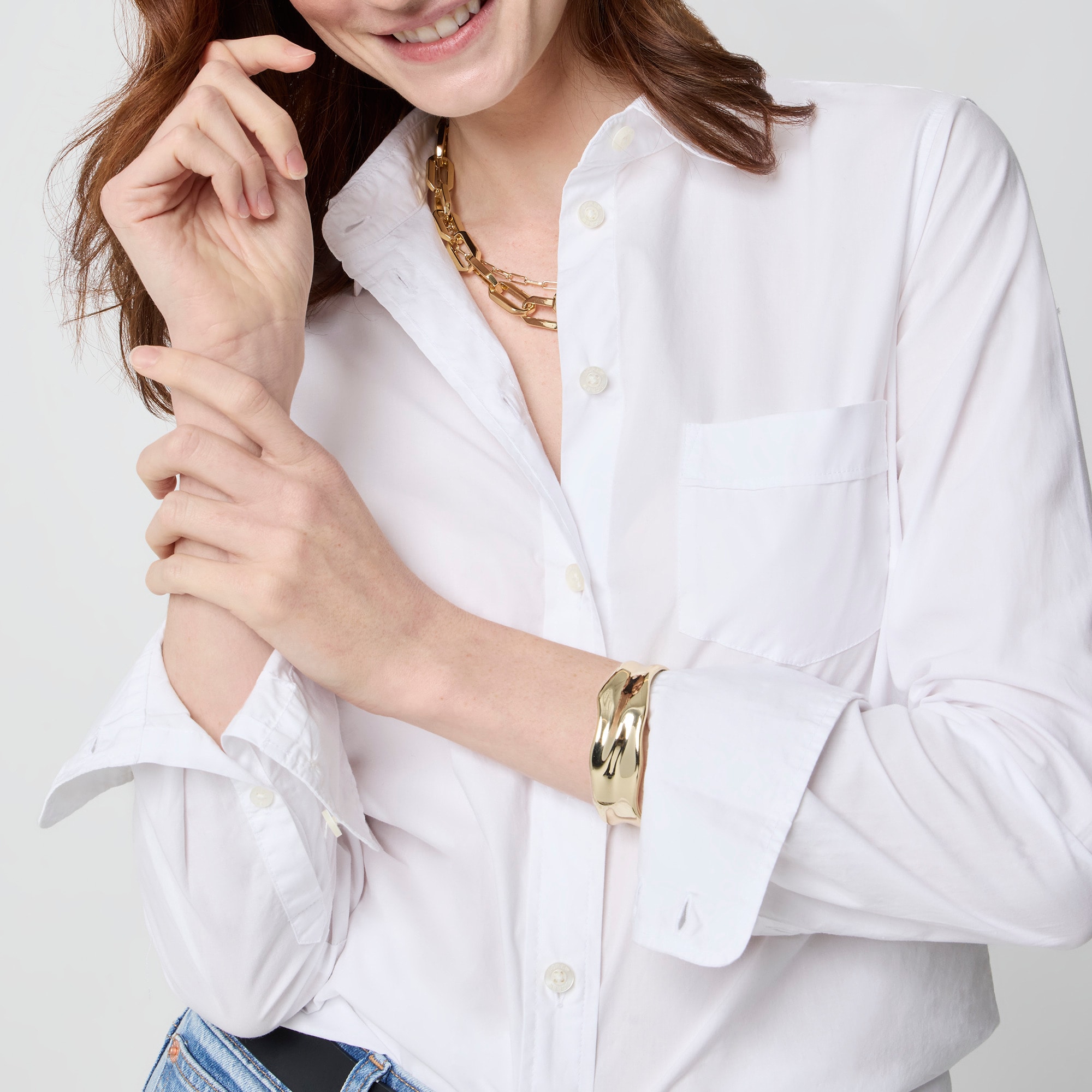 Button-up cotton poplin shirt in signature fit
