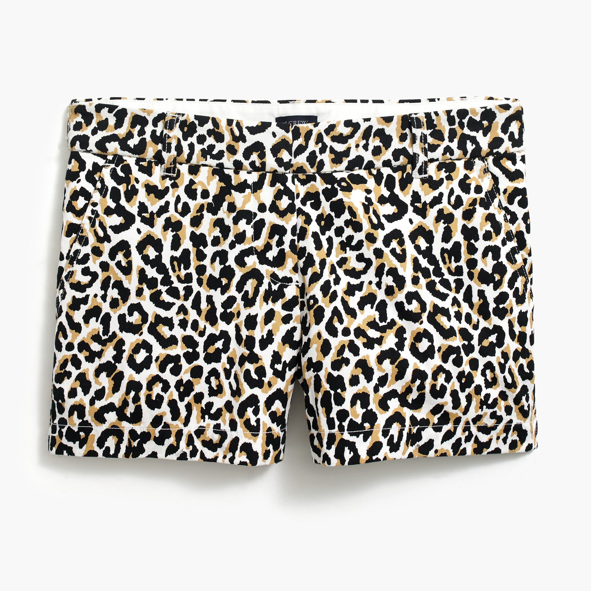 3.5" classic chino short in leopard for women