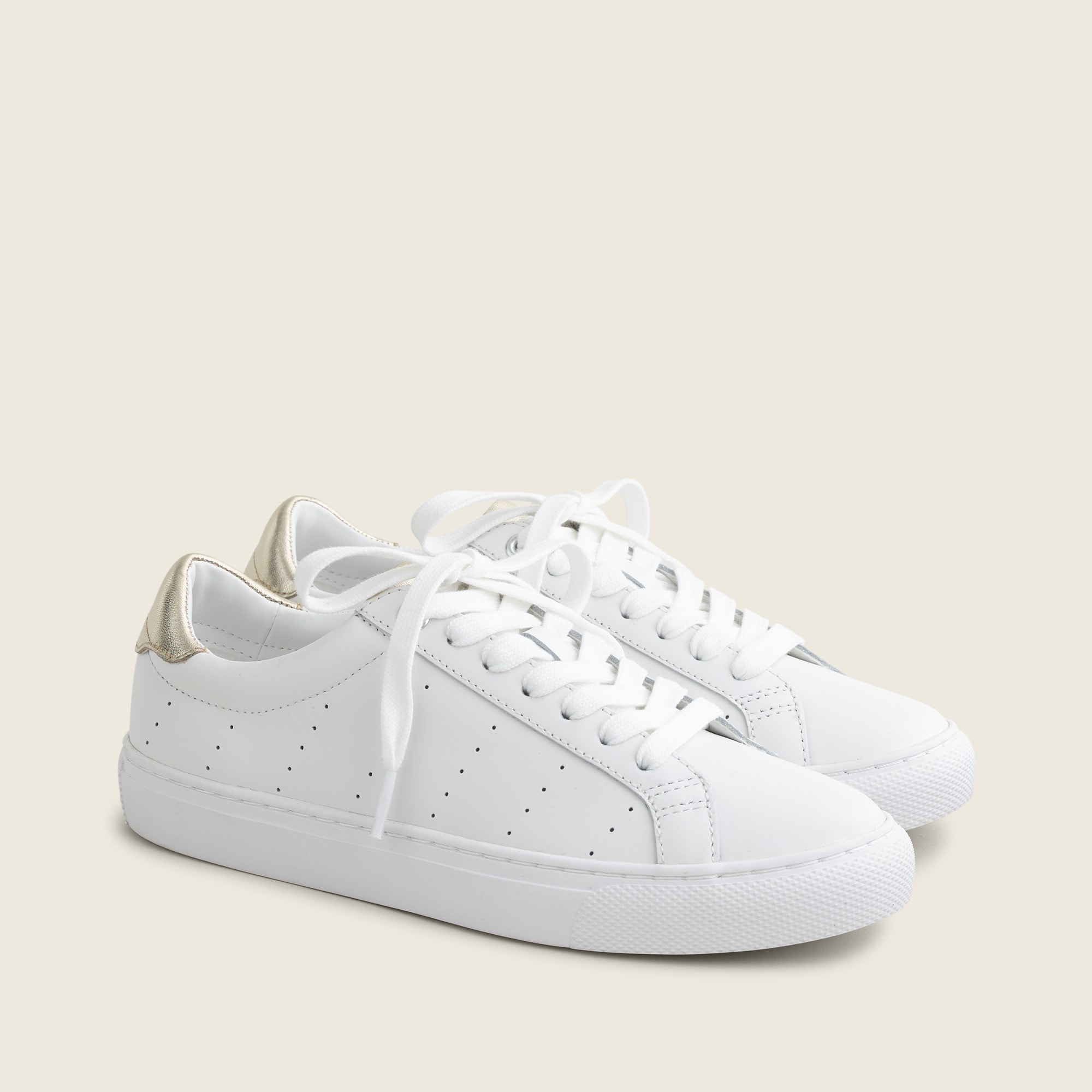 Saturday sneakers in leather with gold detail