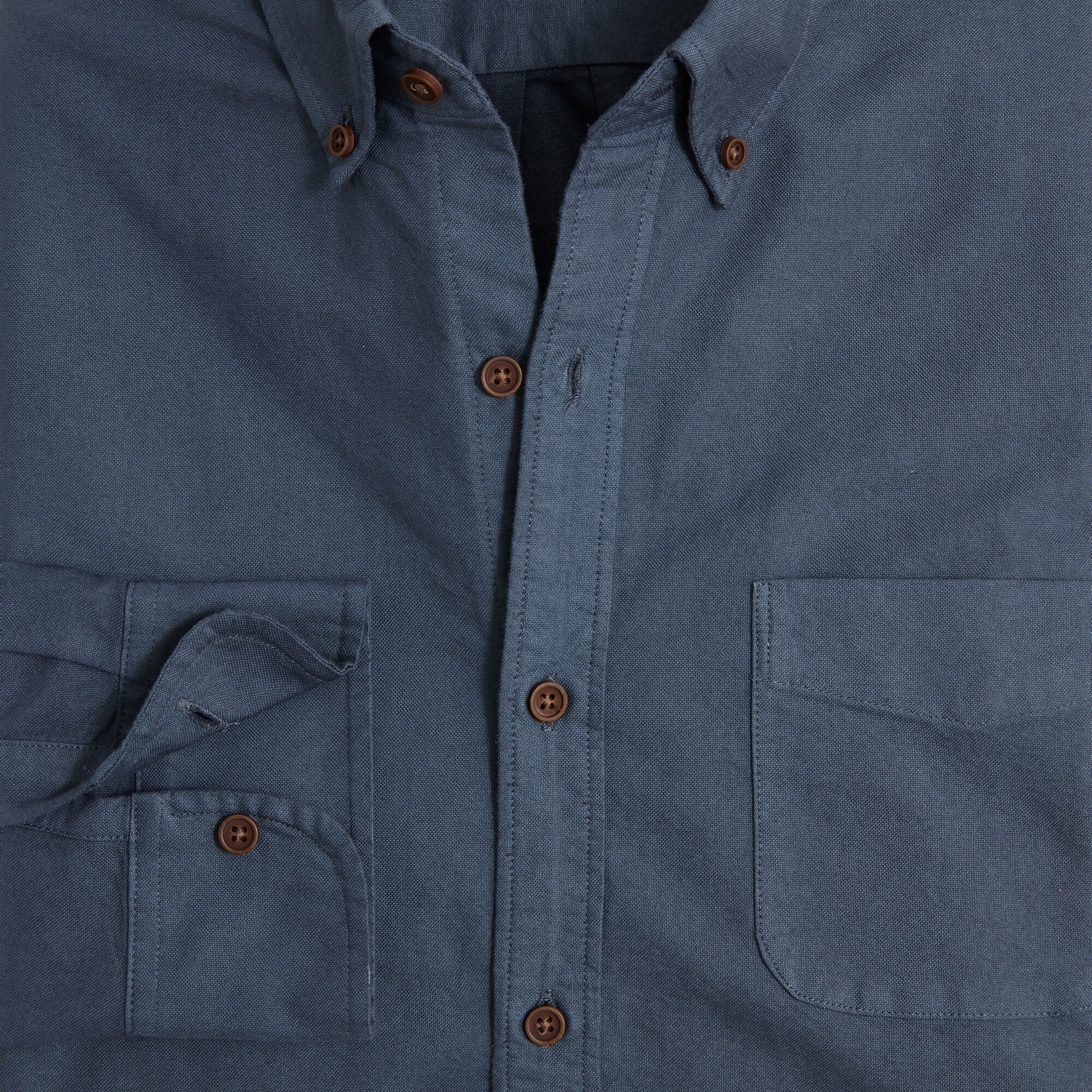 Slim untucked garment-dyed oxford shirt