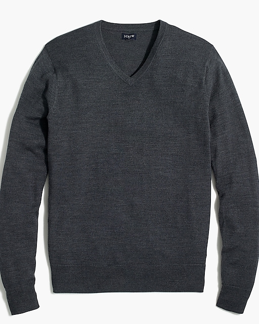  Machine-washable merino wool-blend V-neck sweater