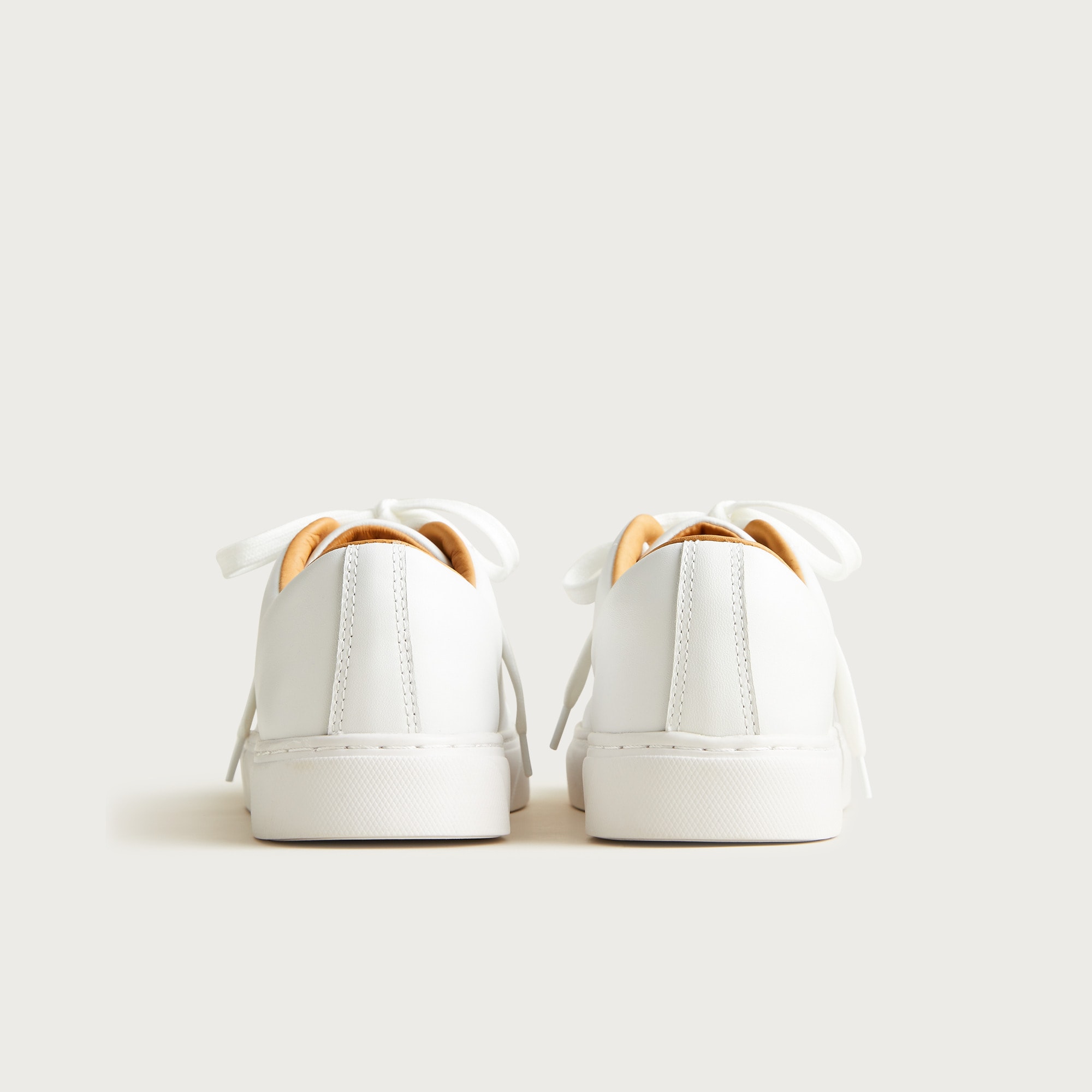 Court sneakers in leather