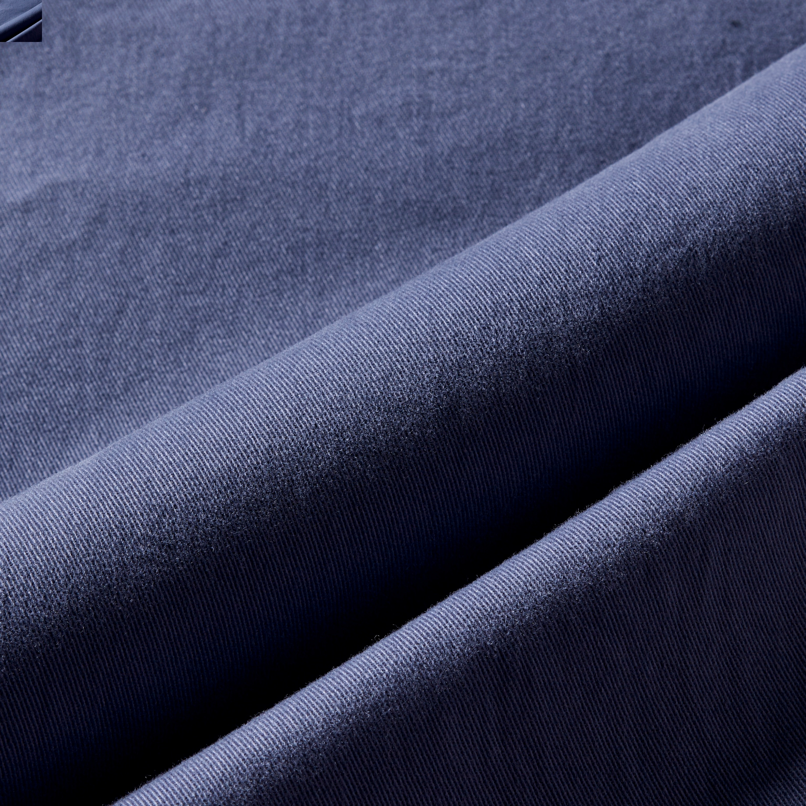 484 Slim-fit stretch chino pant
