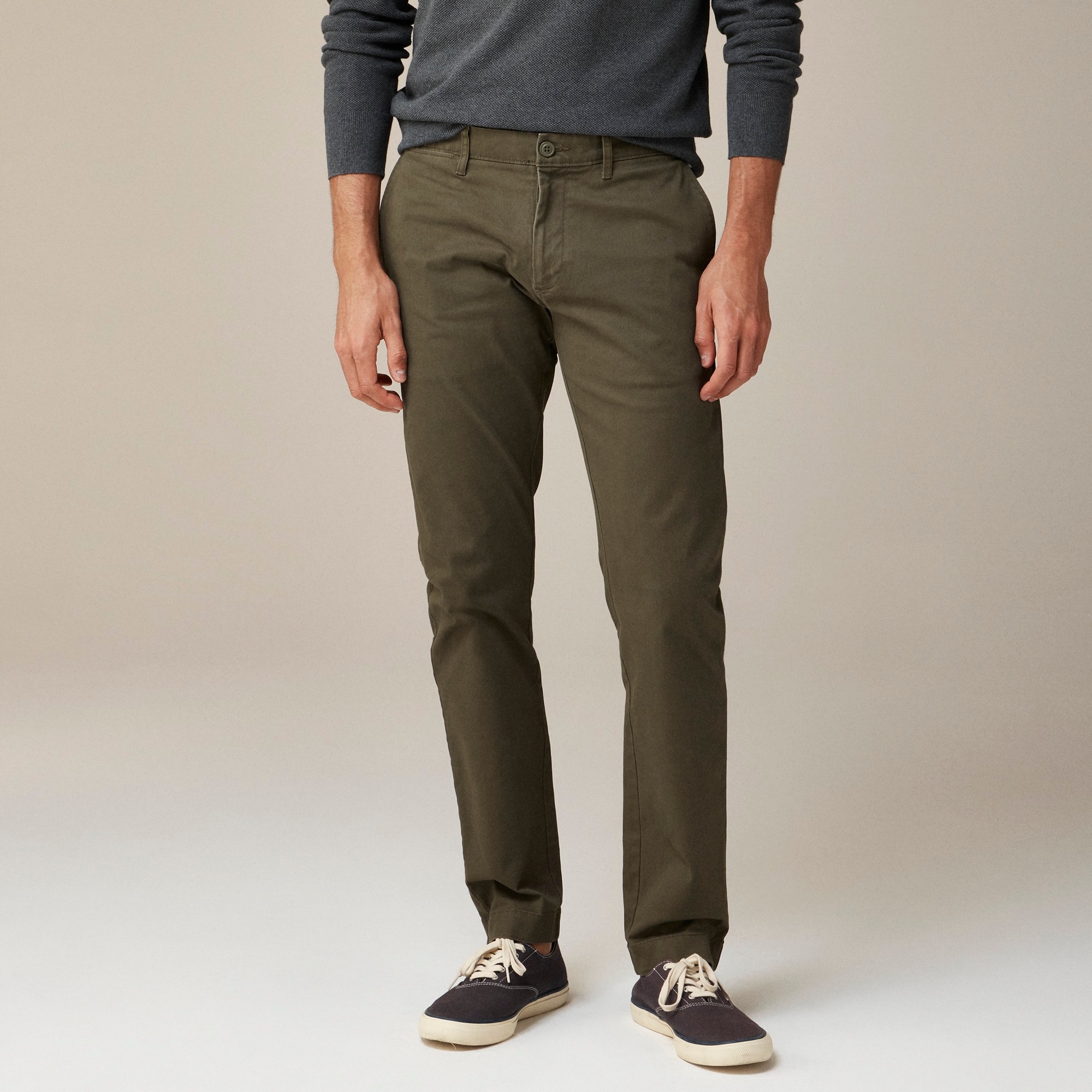  484 Slim-fit stretch chino pant