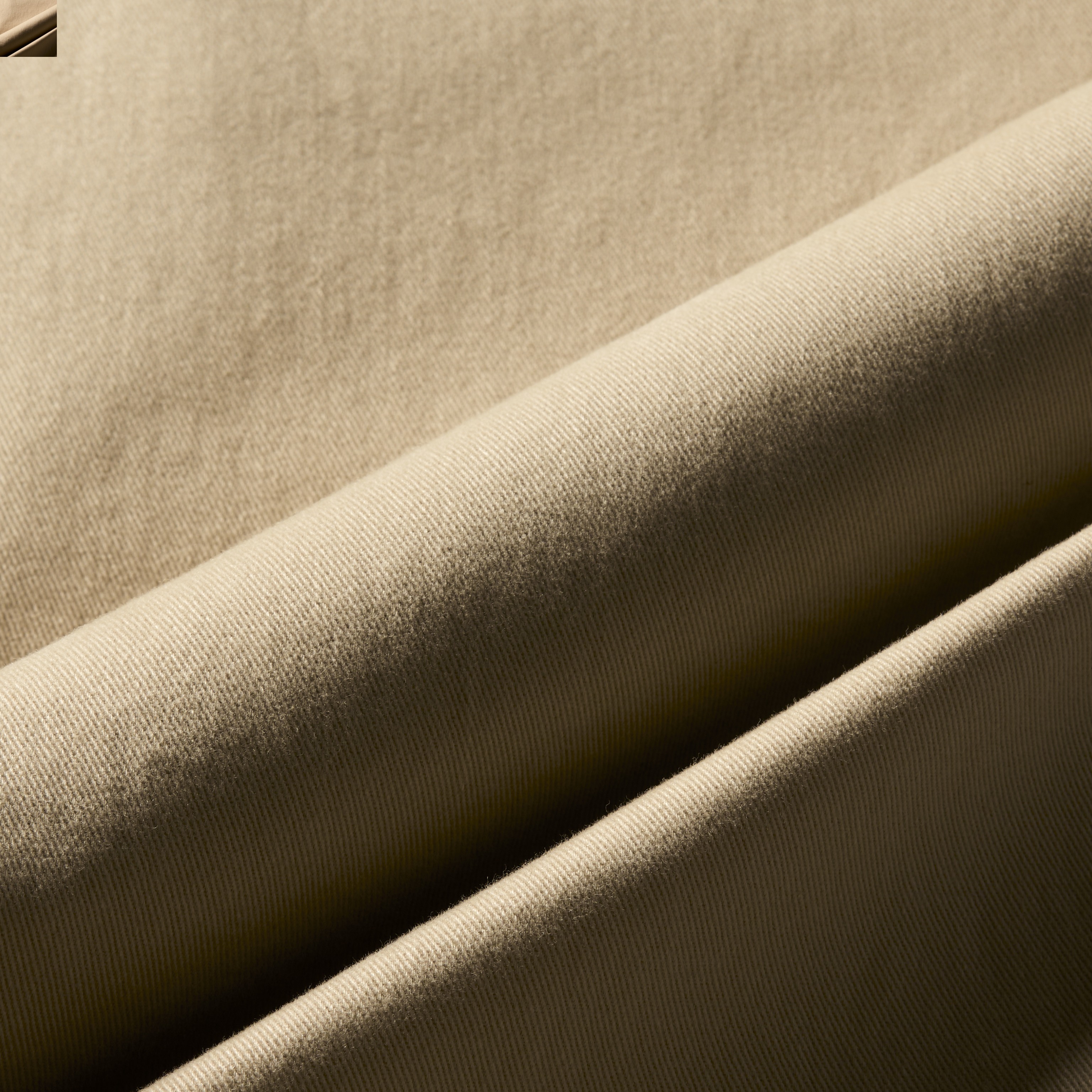 484 Slim-fit stretch chino pant