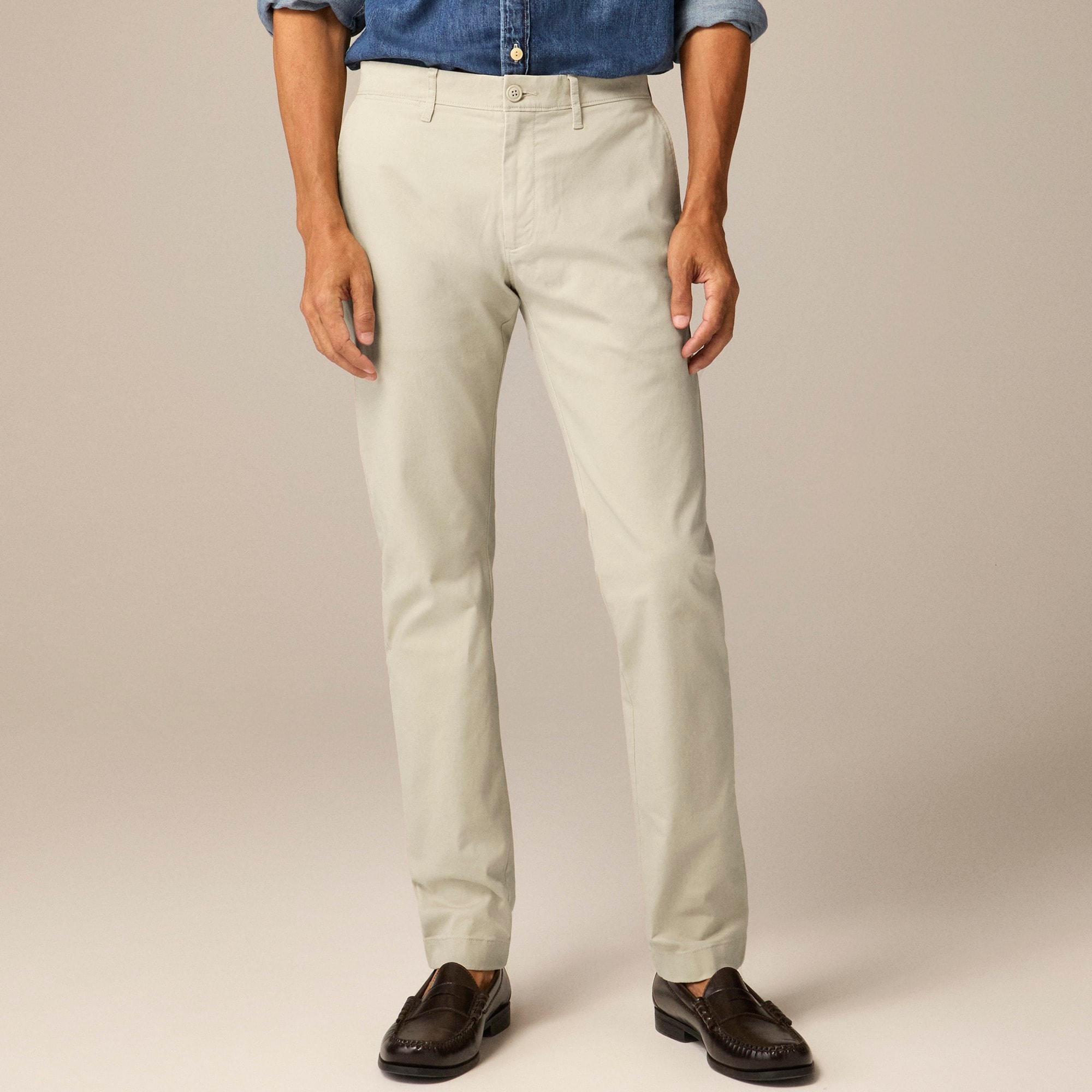  484 Slim-fit stretch chino pant