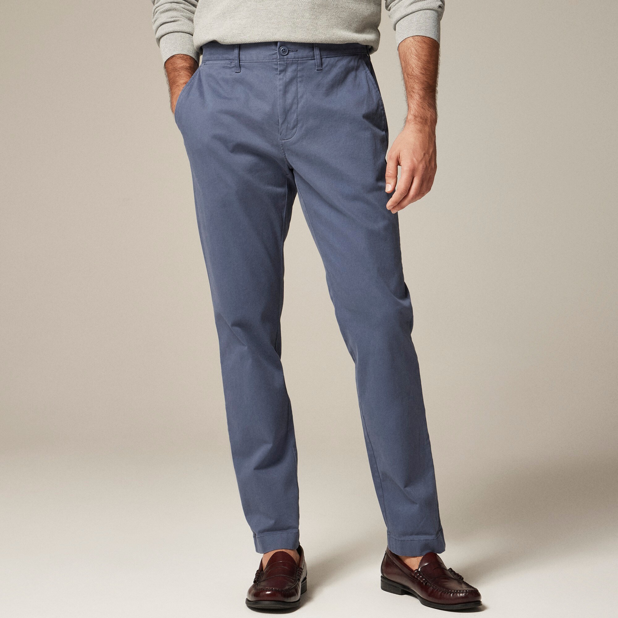  770&trade; Straight-fit stretch chino pant