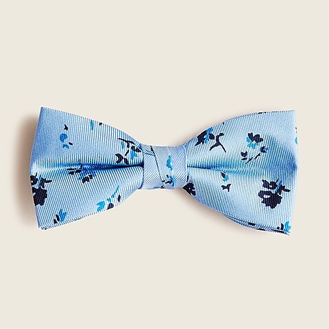  Boys' bow tie in blue floral