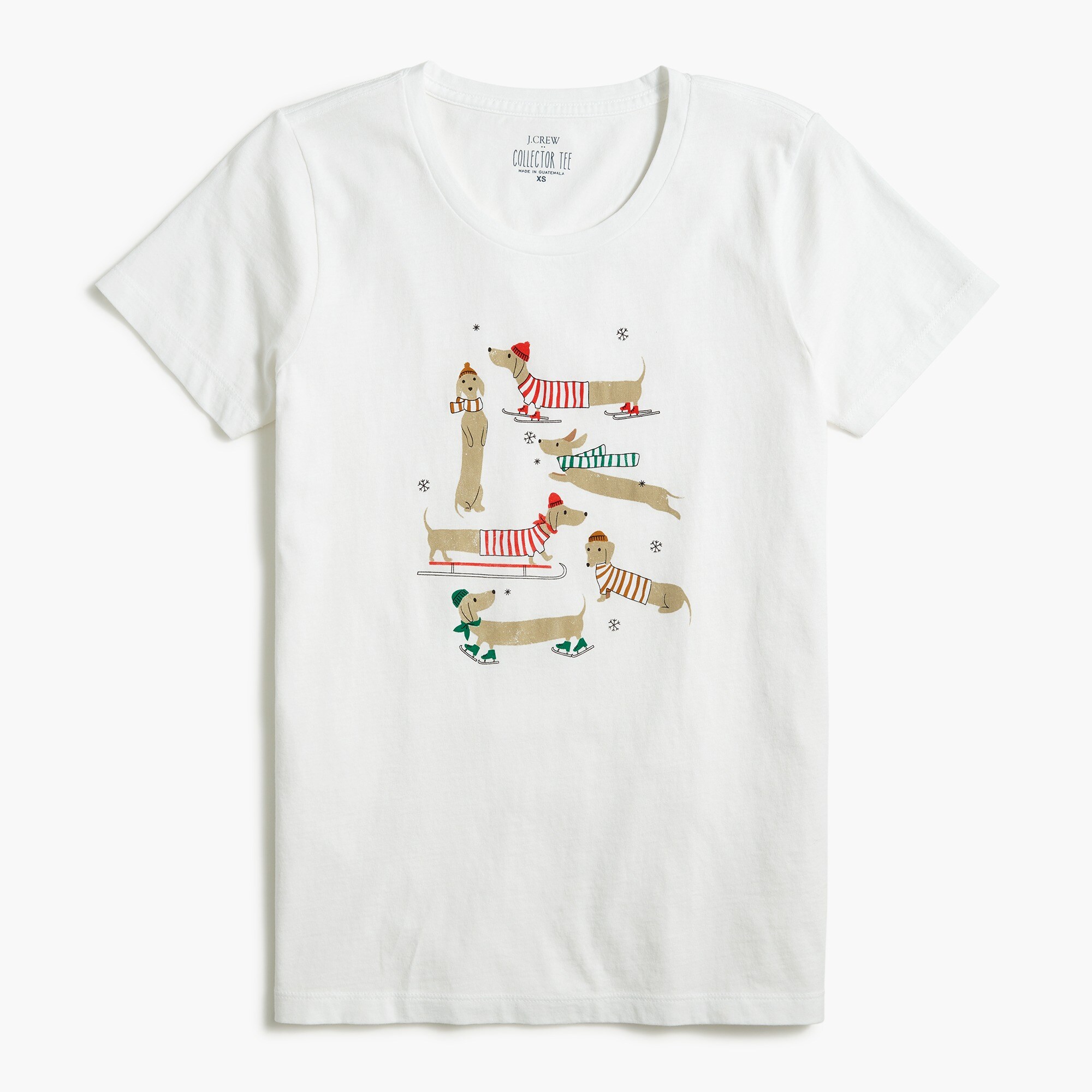 winter dachshund graphic tee for women