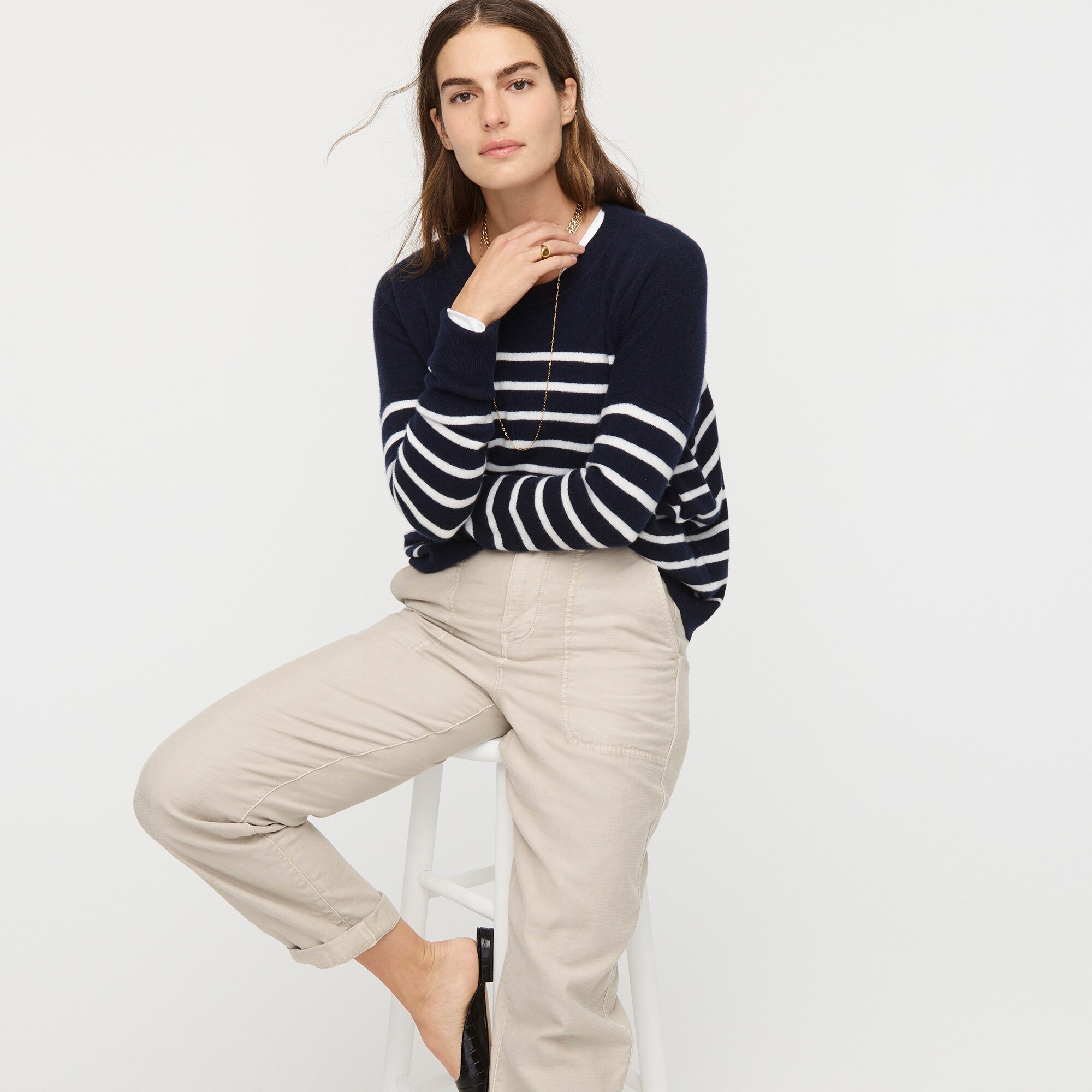 Cashmere crewneck boyfriend sweater in stripe