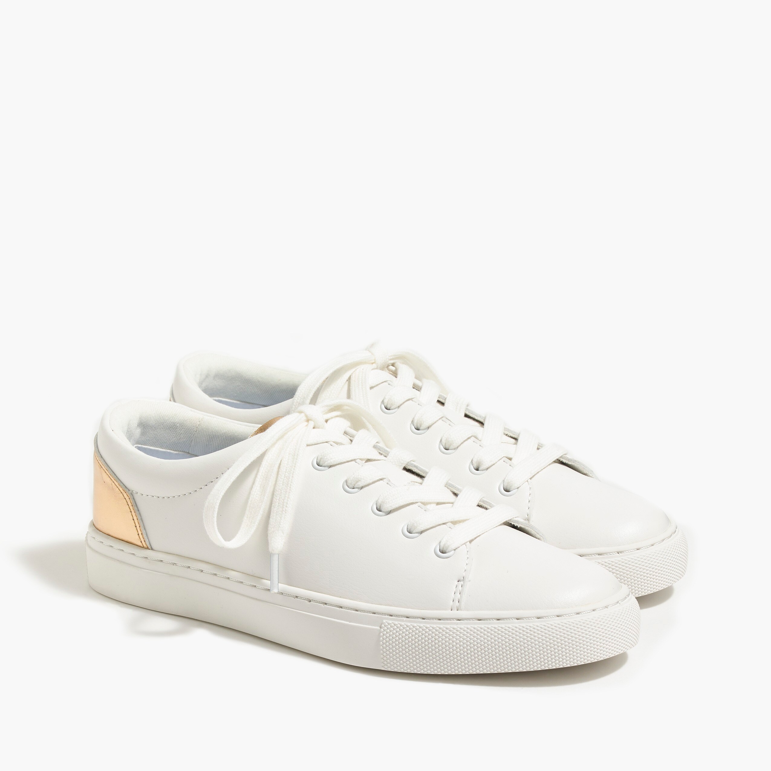 Road trip sneakers with metallic trim