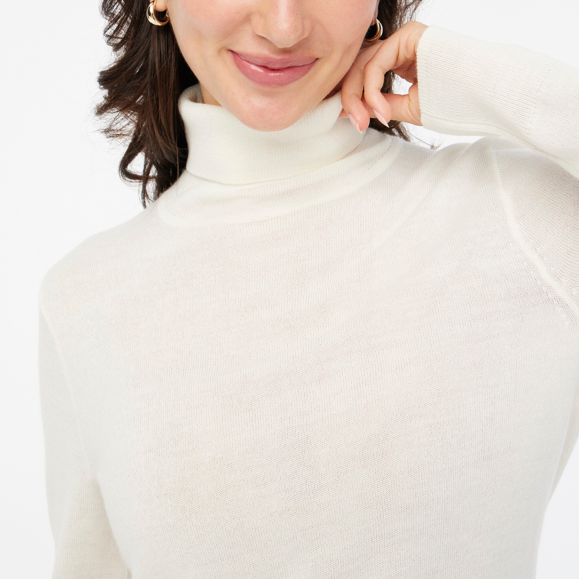 Machine-washable merino wool-blend turtleneck