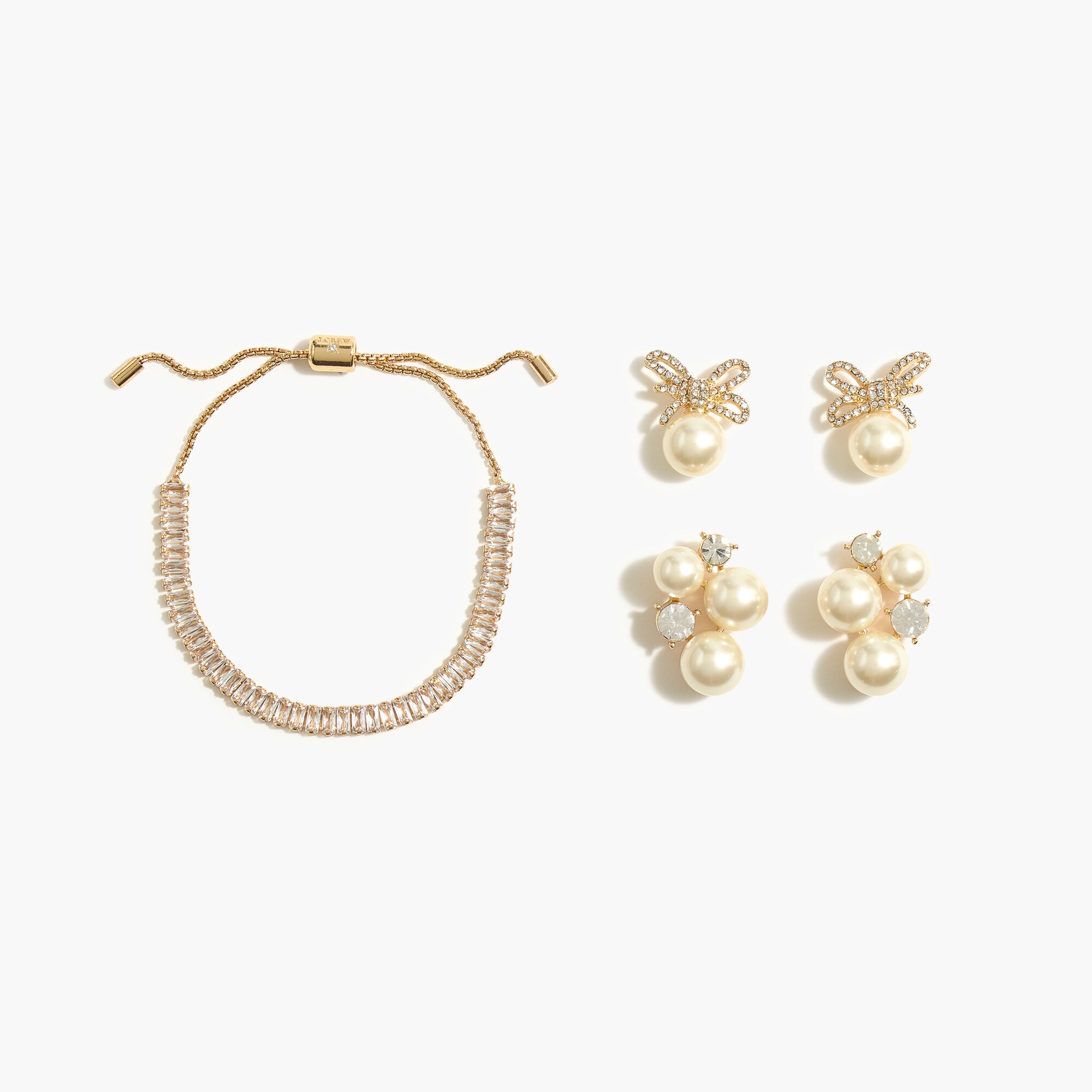 Pearl earrings and crystal bracelet gift box