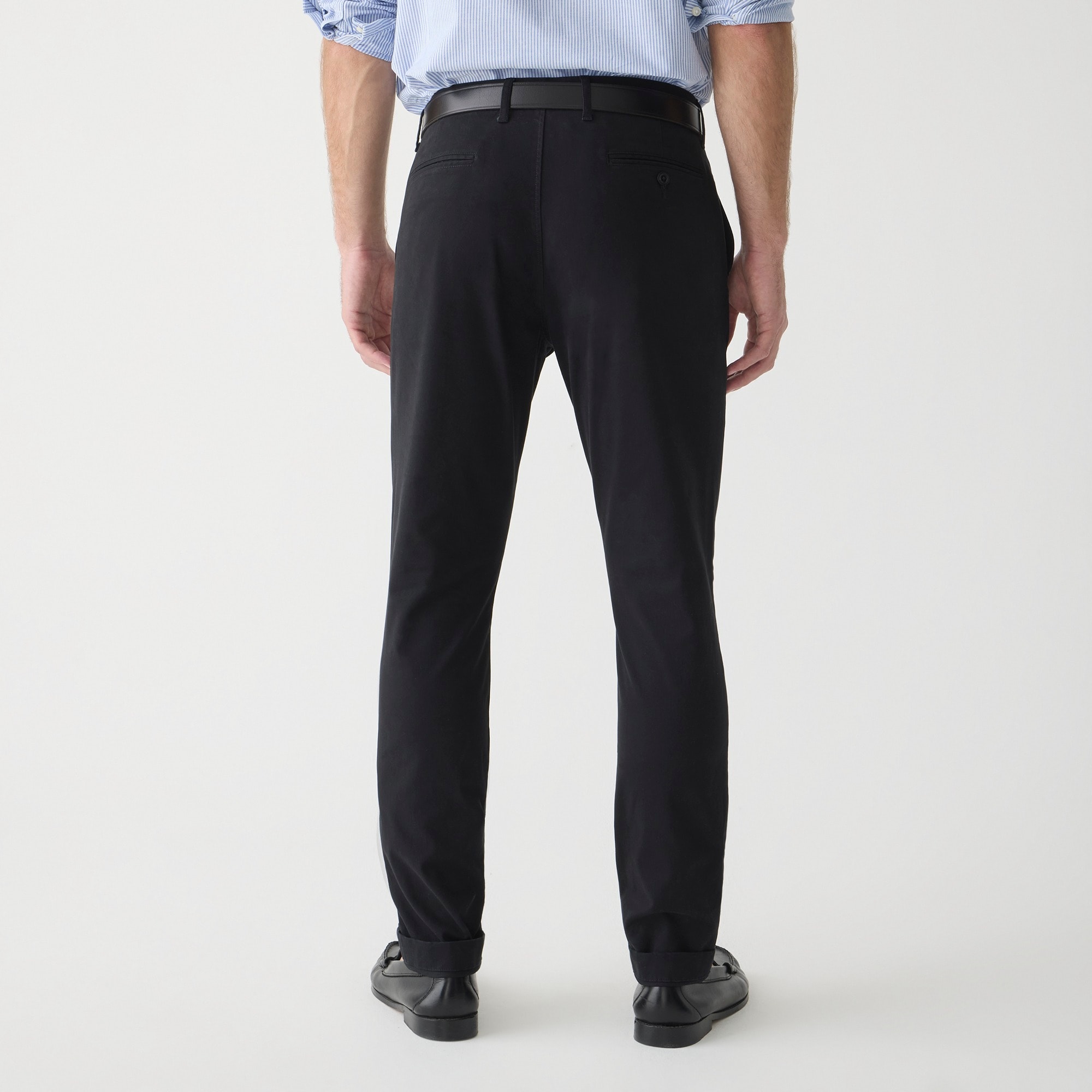 1040 Athletic Tapered-fit stretch chino pant
