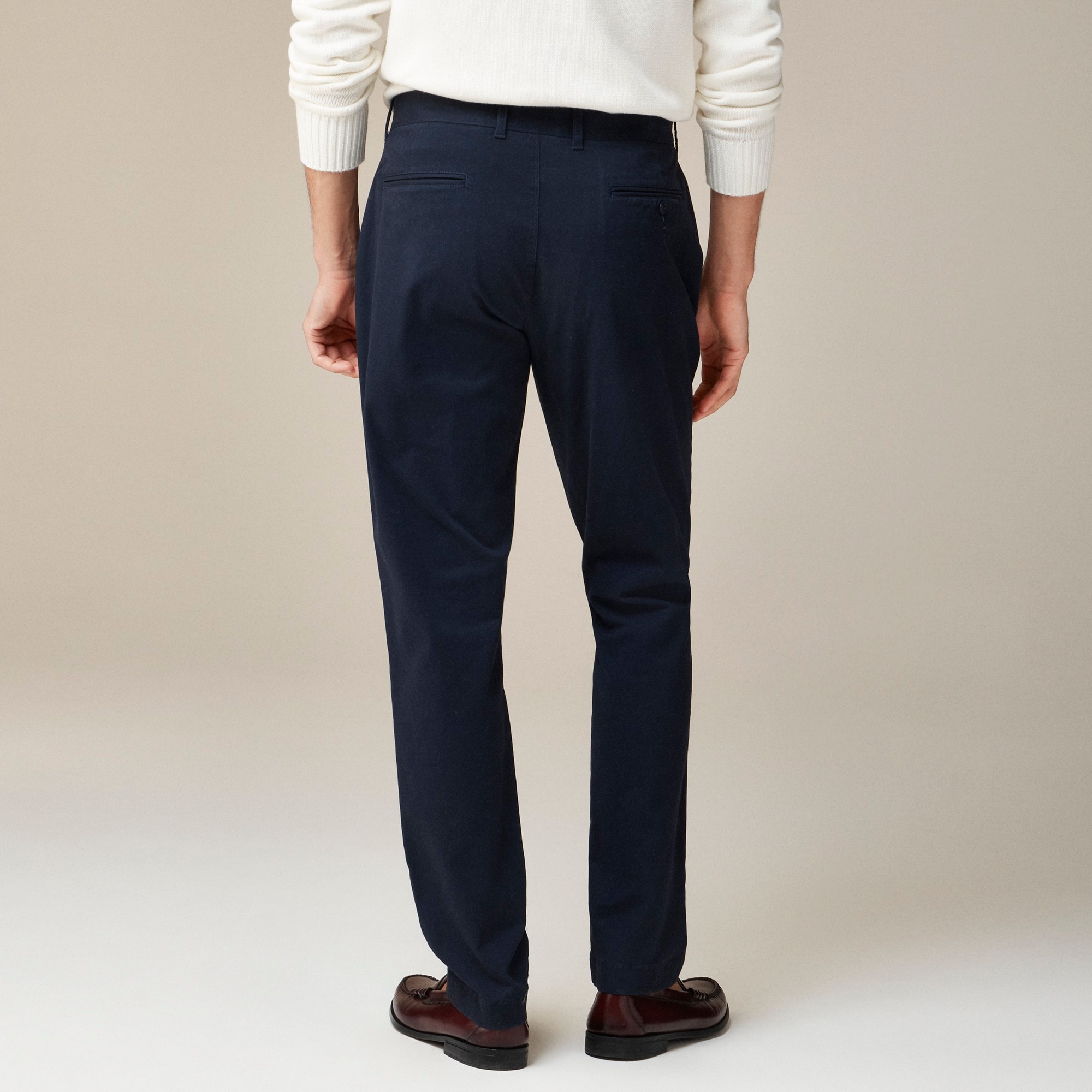 1040 Athletic Tapered-fit stretch chino pant