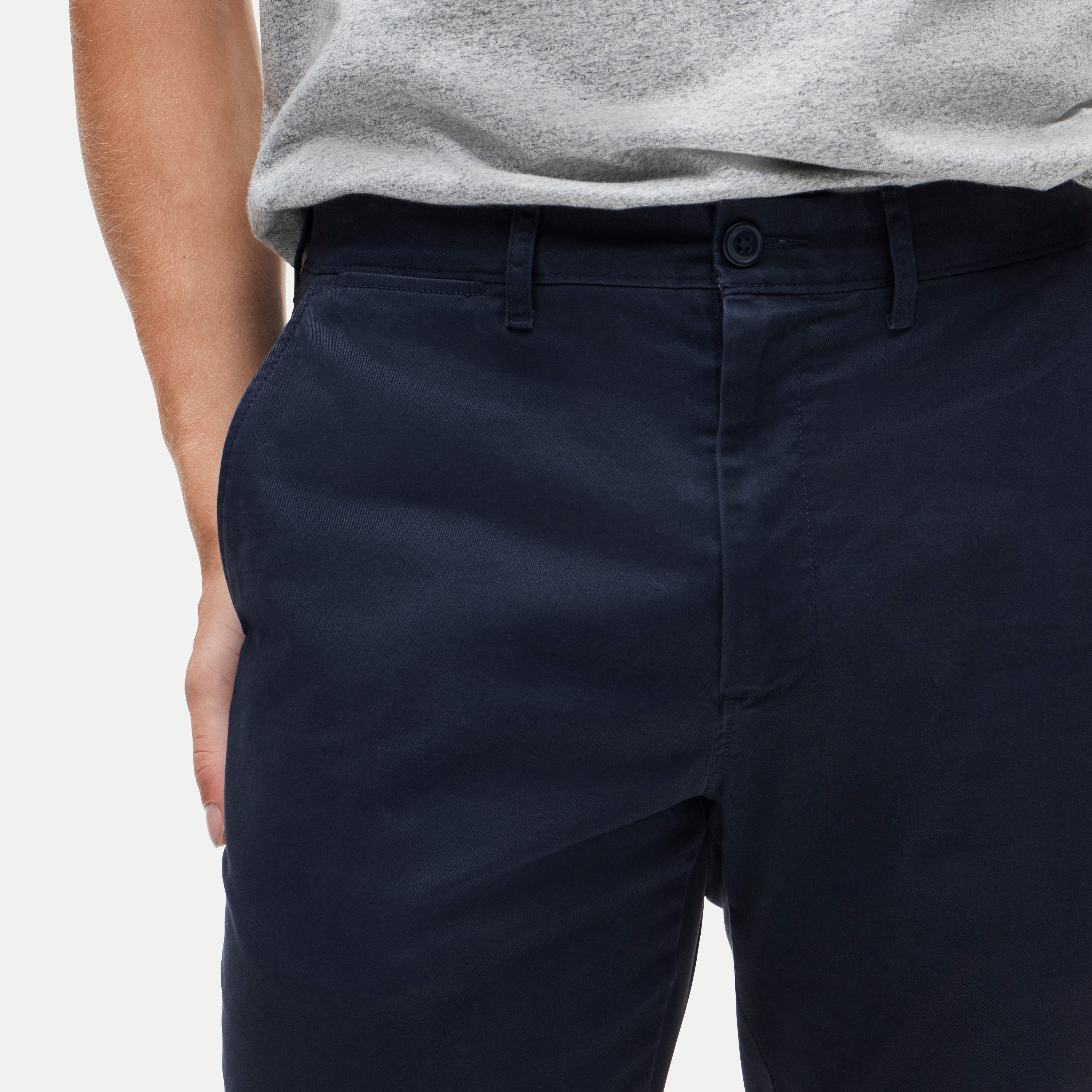 1040 Athletic Tapered-fit stretch chino pant