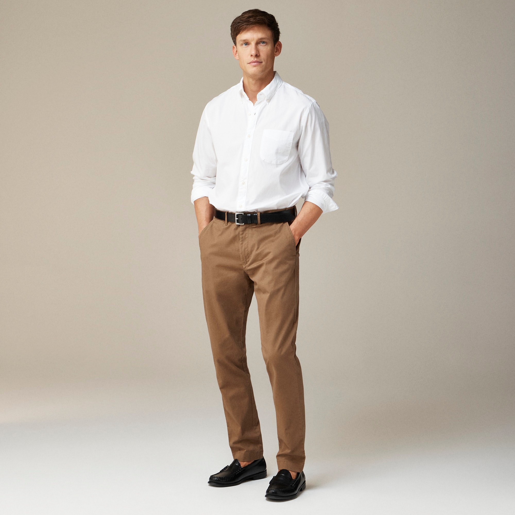 1040 Athletic Tapered-fit stretch chino pant