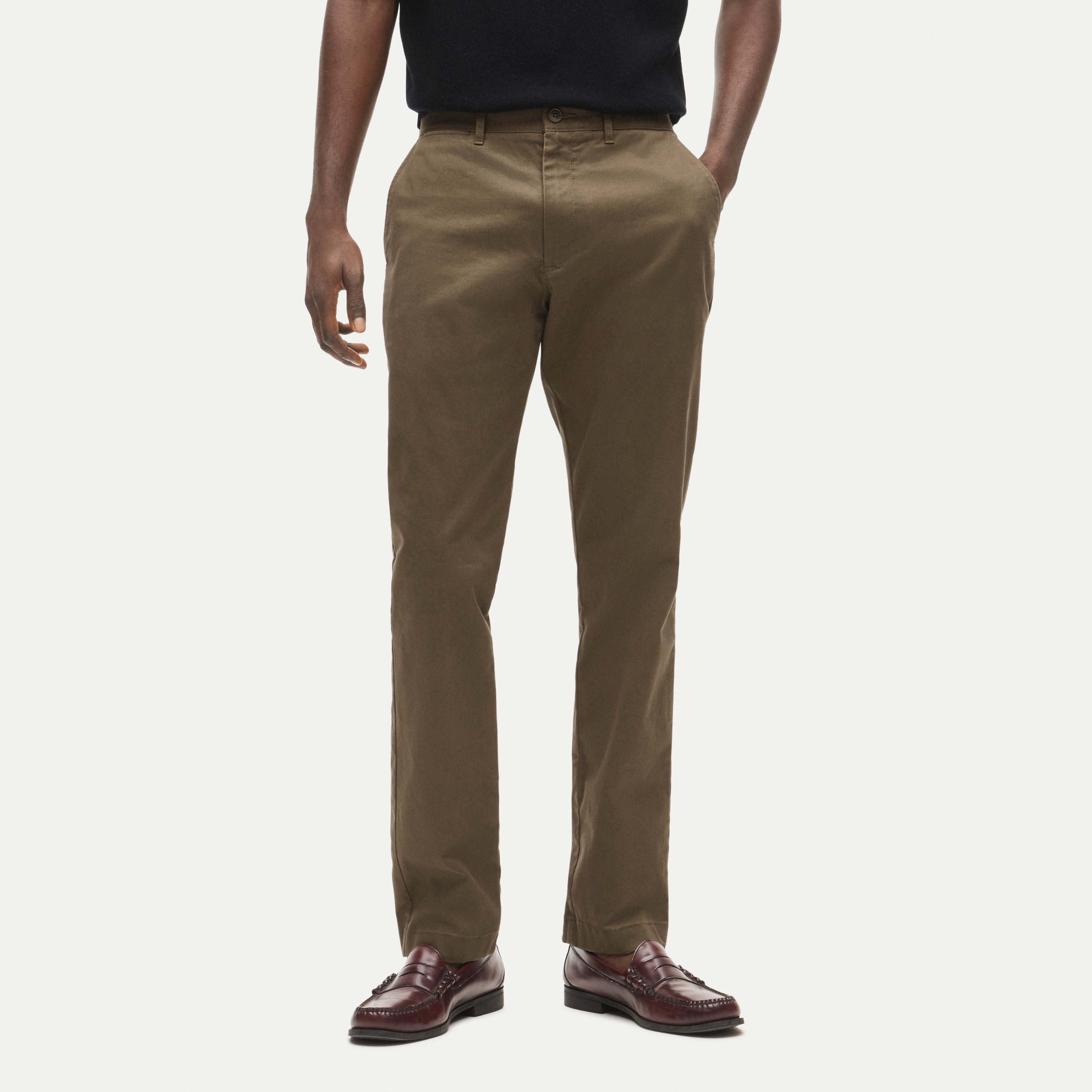 1040 Athletic Tapered-fit stretch chino pant