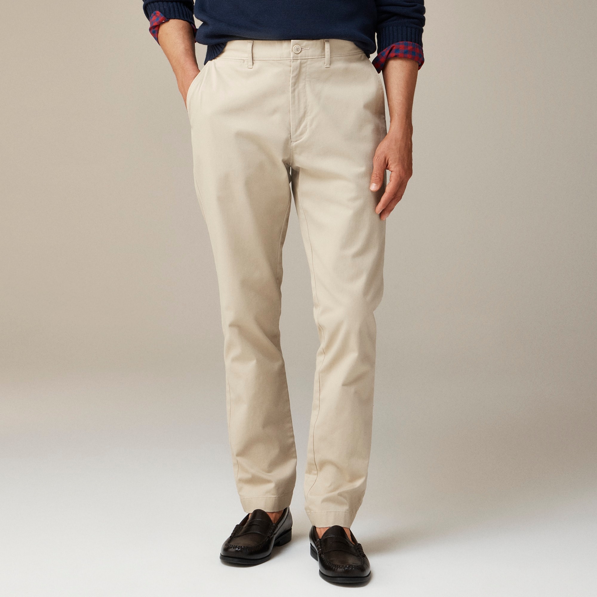 1040 Athletic Tapered-fit stretch chino pant