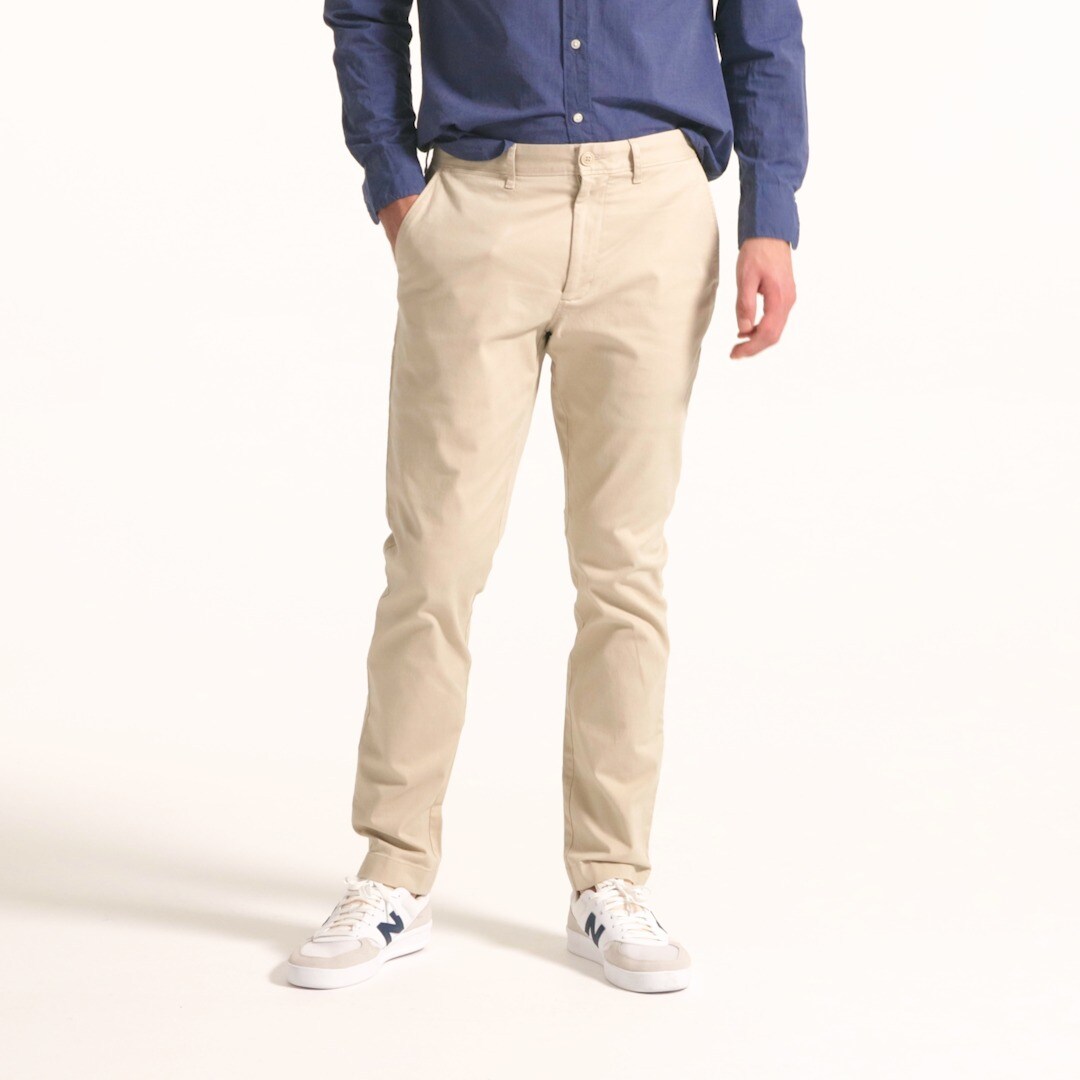 1040 Athletic Tapered-fit stretch chino pant