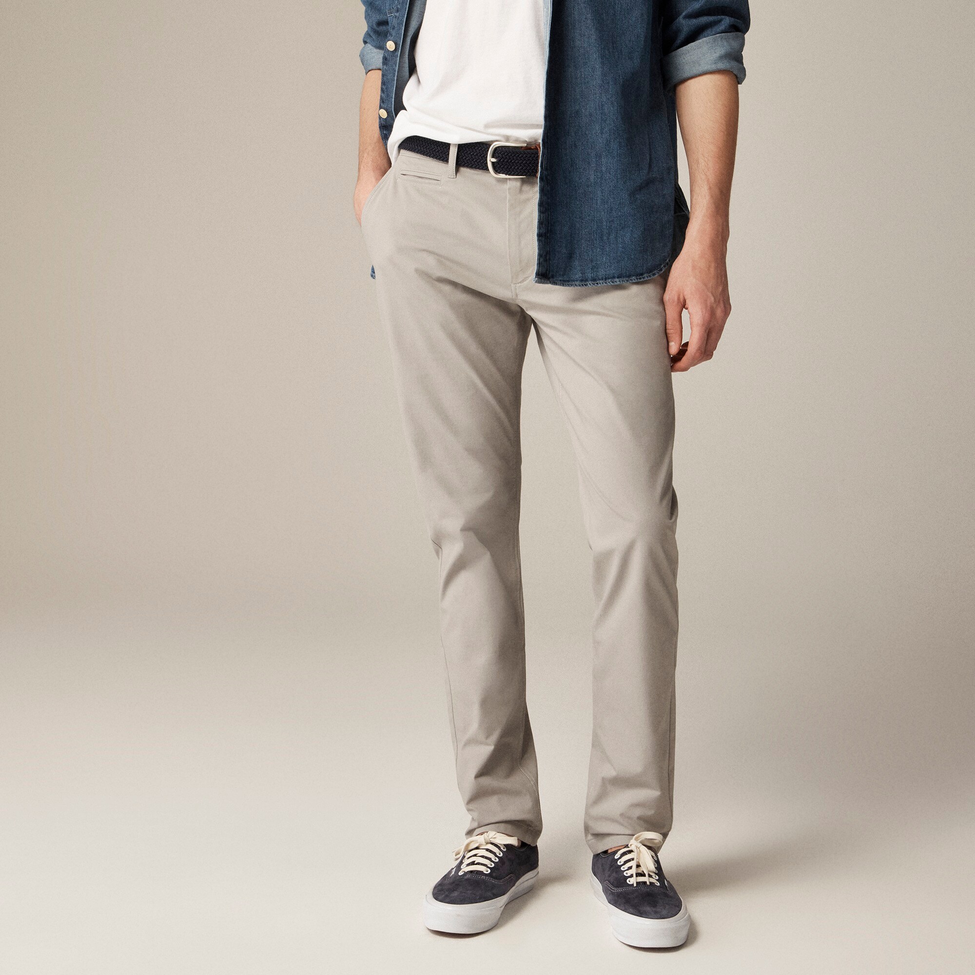 484 Slim-fit tech pant