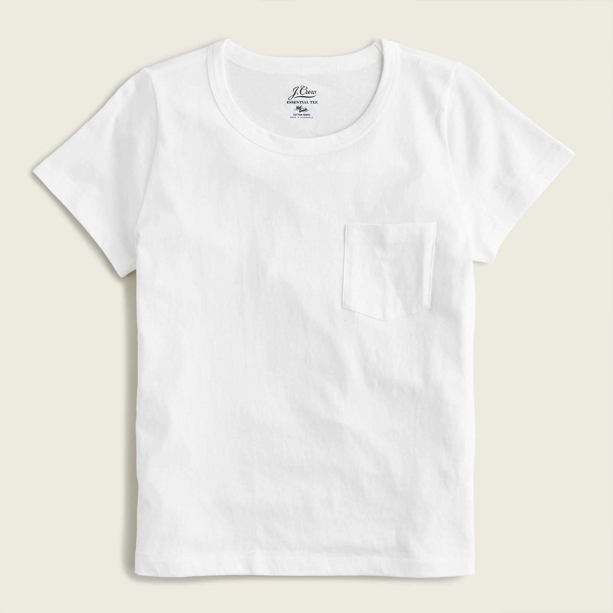 Essential fitted pocket T-shirt