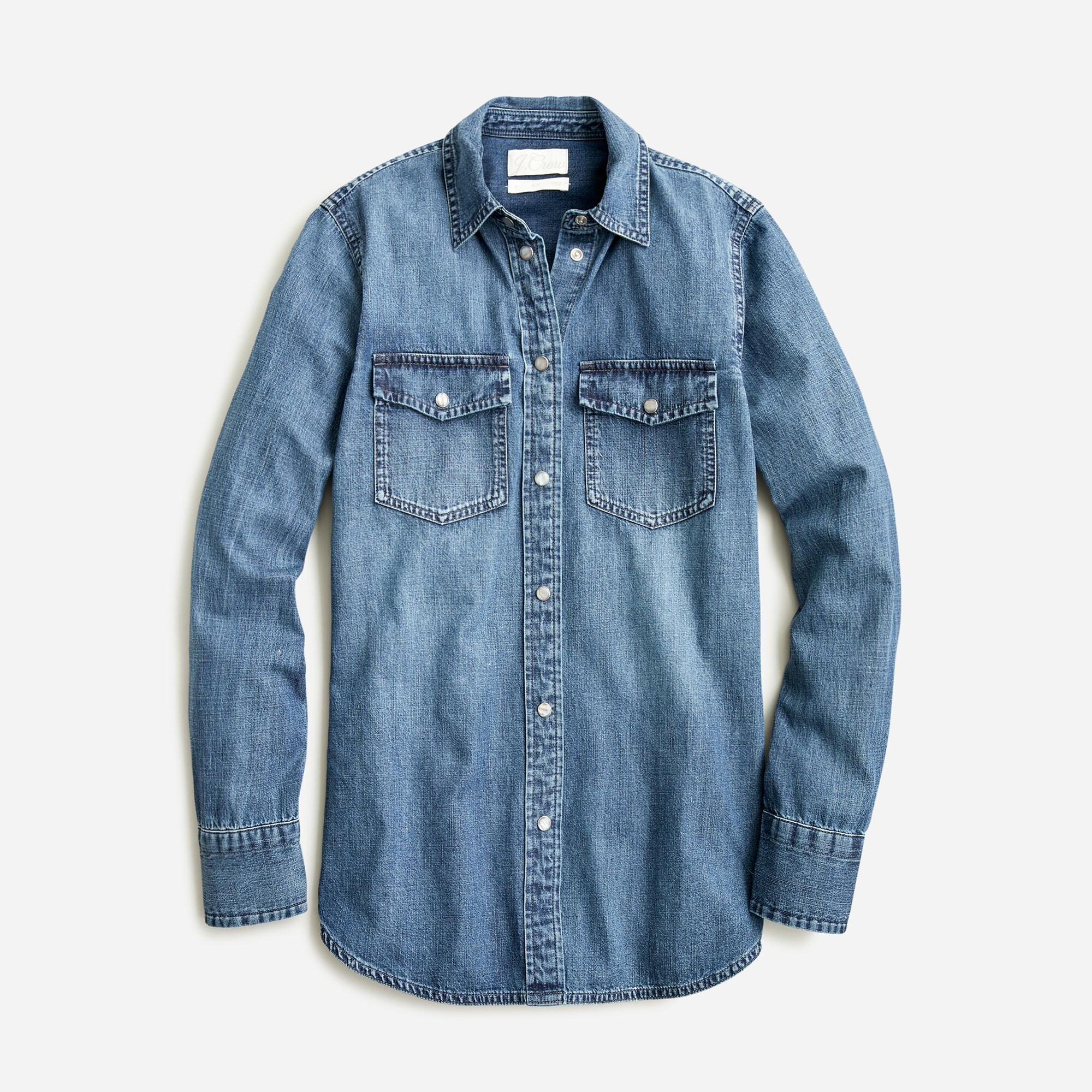 Slim-fit chambray shirt