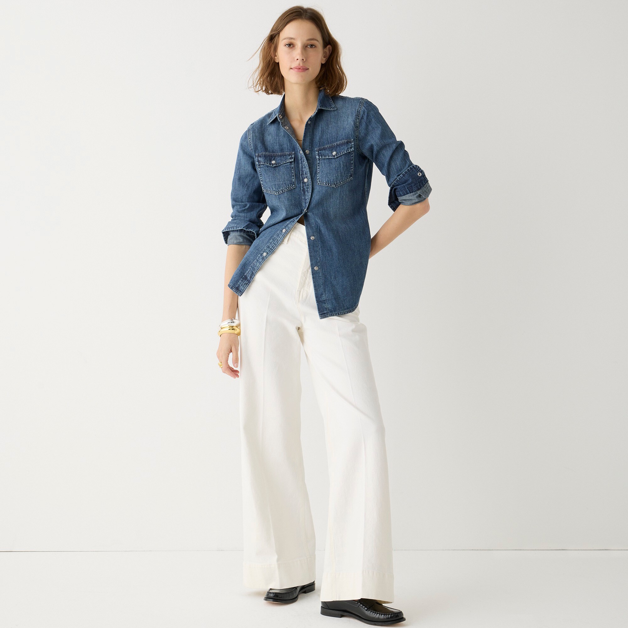 Slim-fit chambray shirt