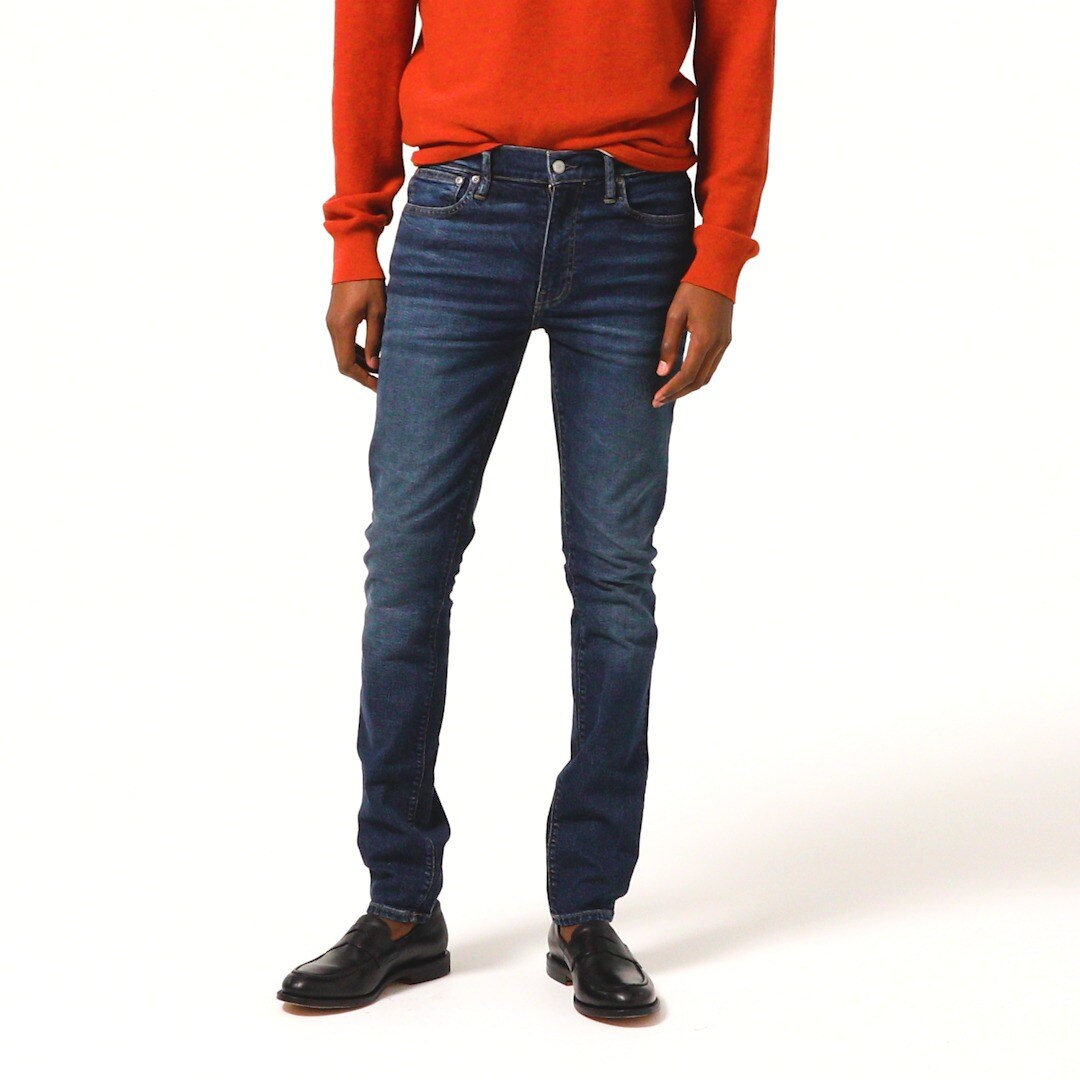 250 Skinny-fit stretch jean in one-year wash