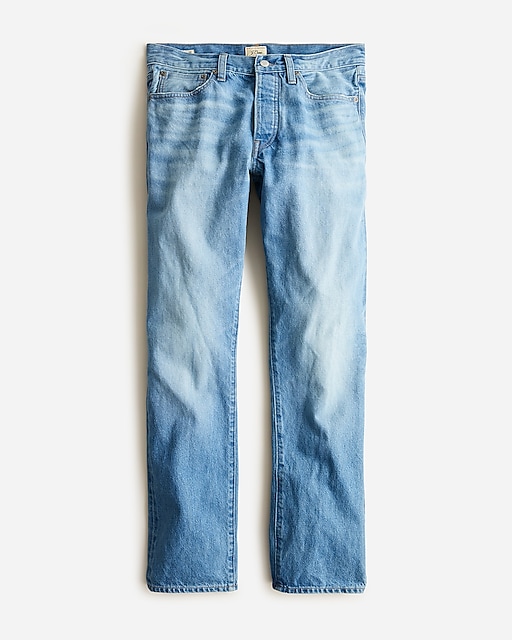  770™ Straight-fit stretch jean in three-year wash