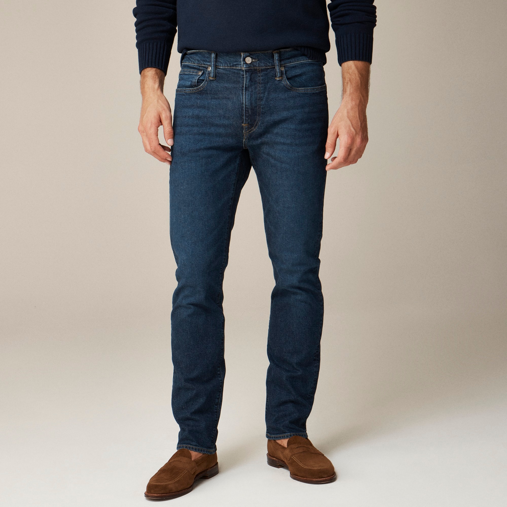  770™ Straight-fit stretch jean in one-year wash