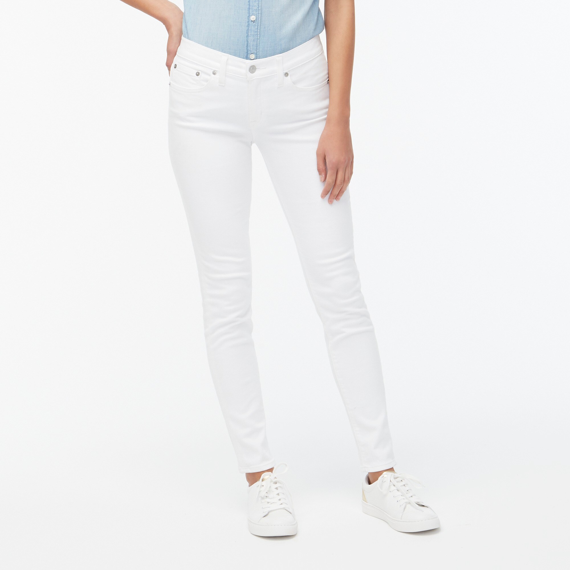 8"-rise white skinny jean in signature stretch
