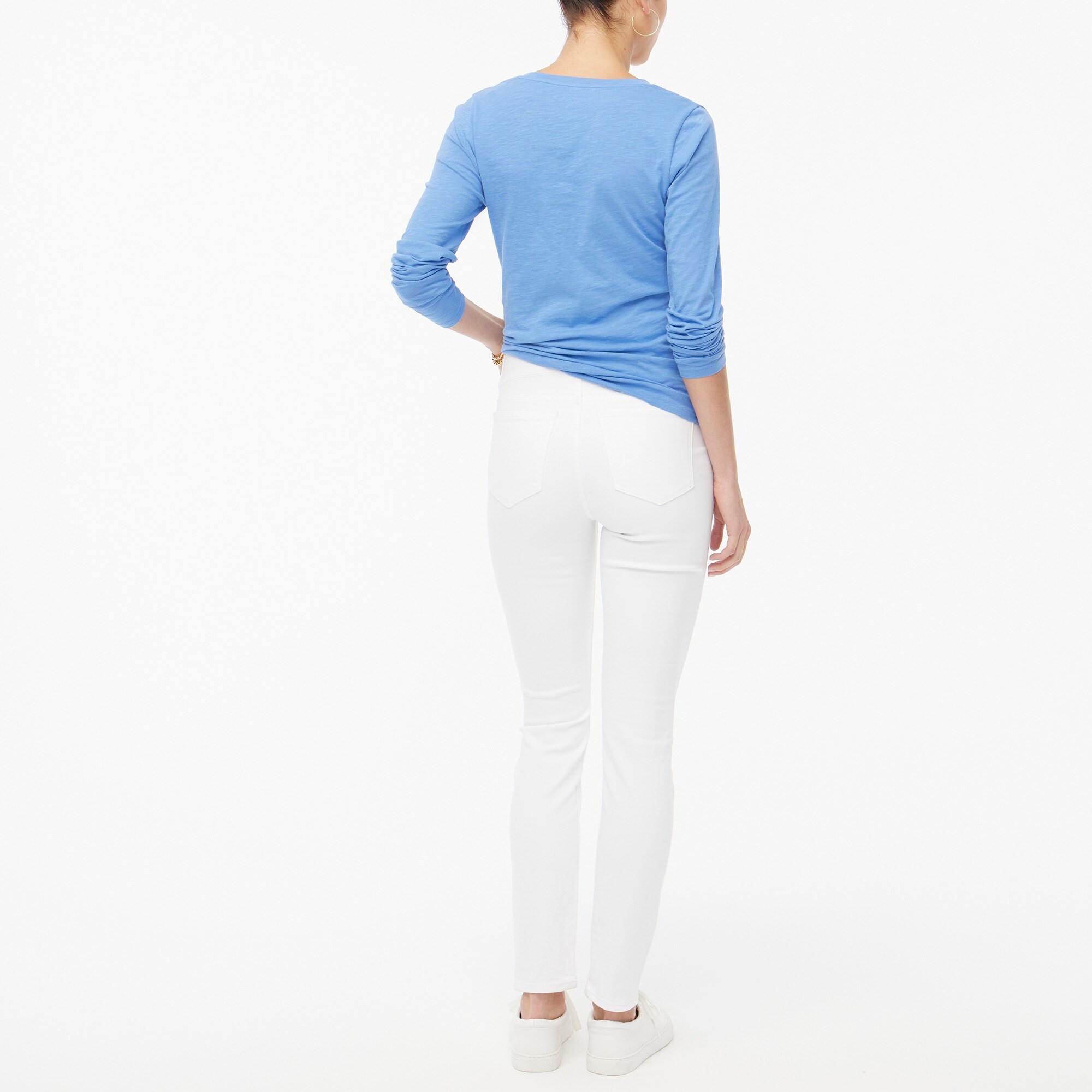 White maternity jean in signature stretch