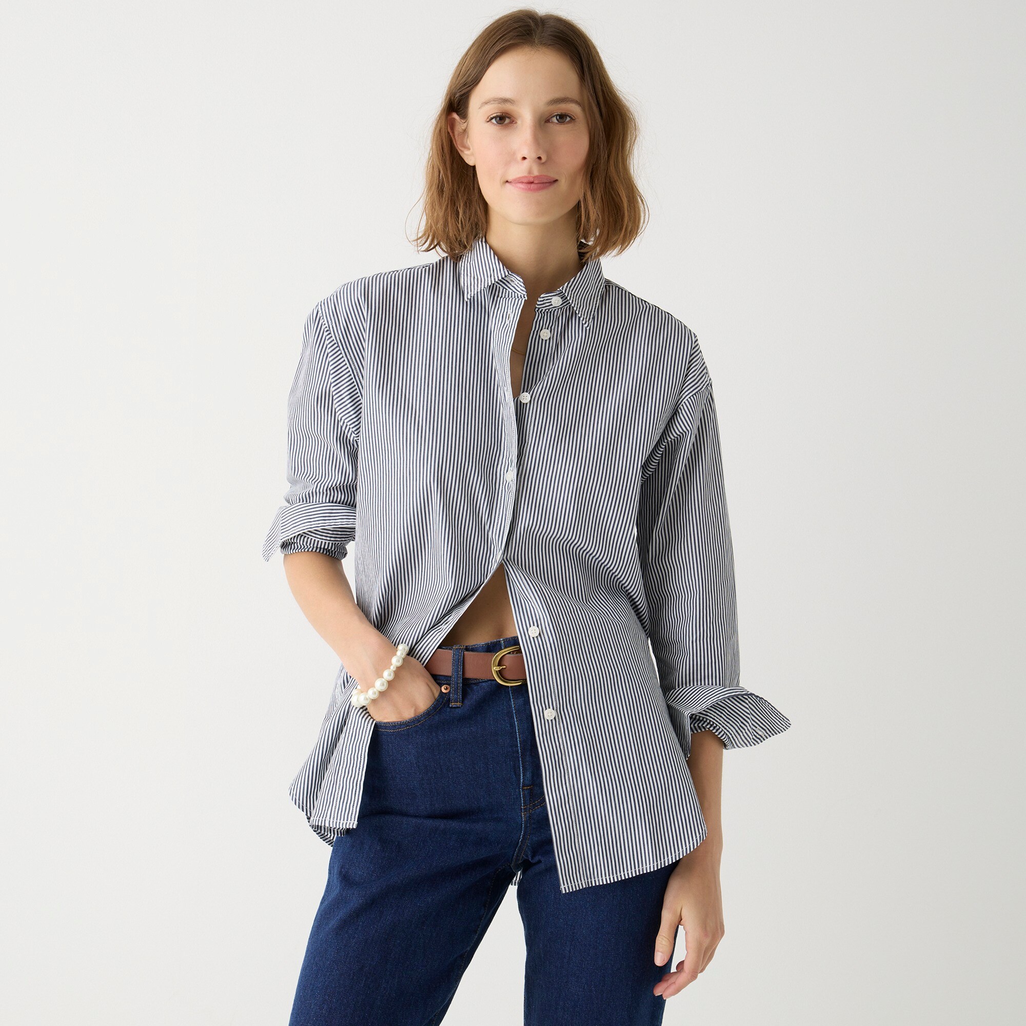 Tall relaxed-fit crisp cotton poplin shirt in navy stripe