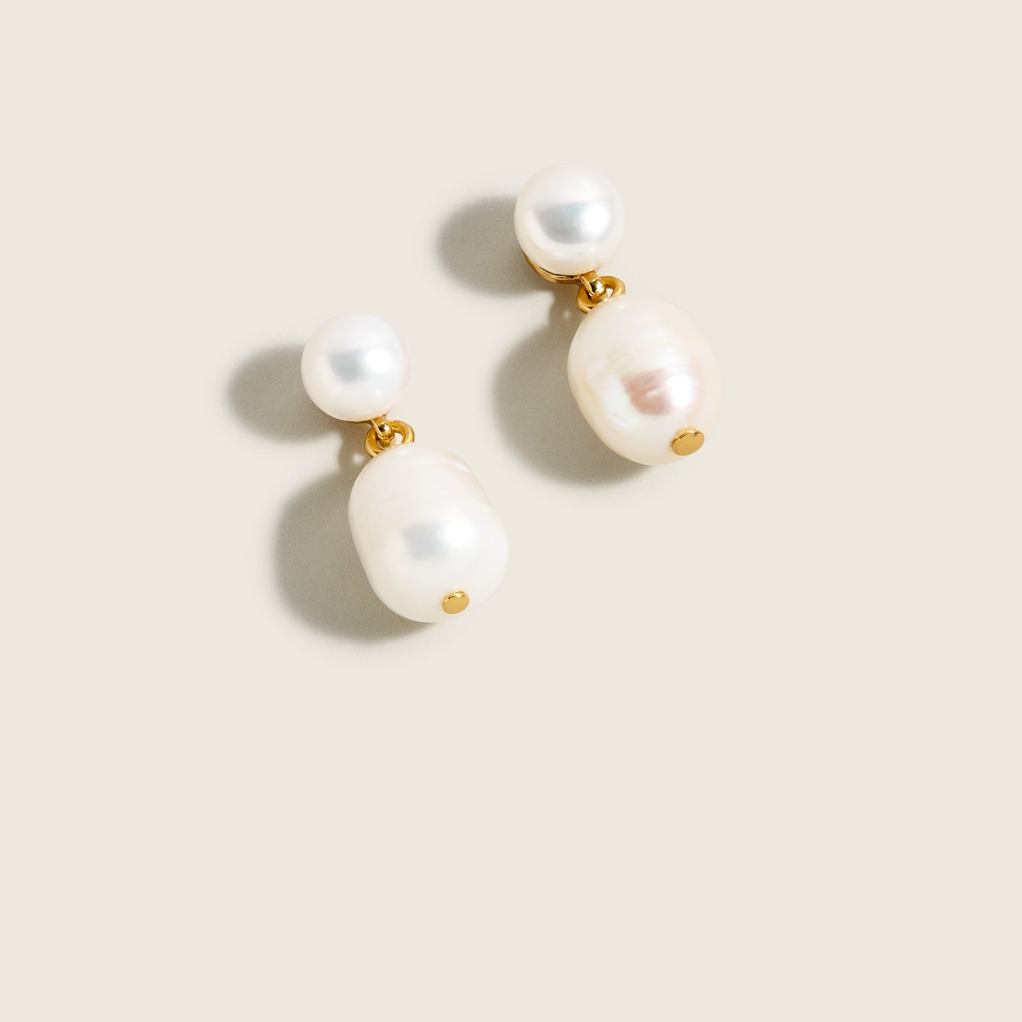 Freshwater pearl drop earrings